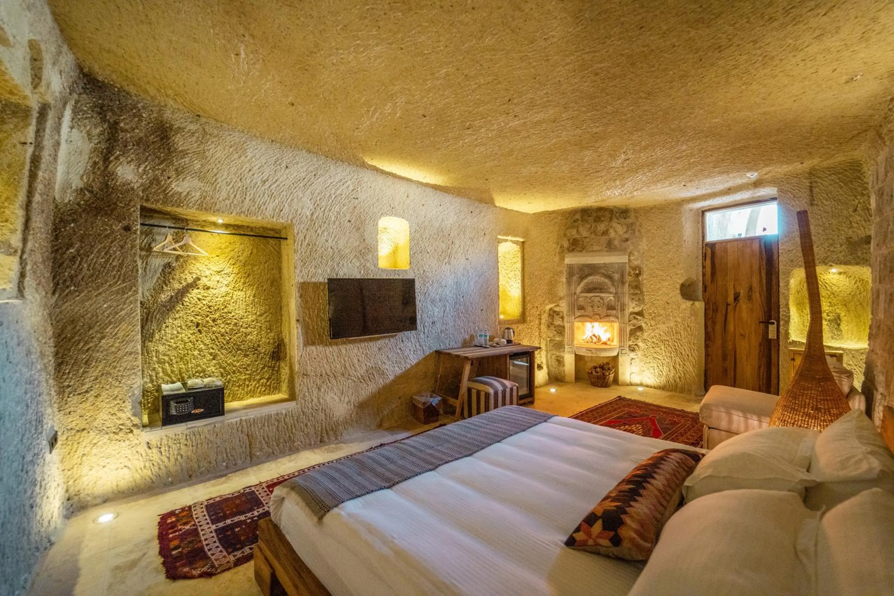 Deluxe Double Room with Bath in Vie Hotel Cappadocia - adults only