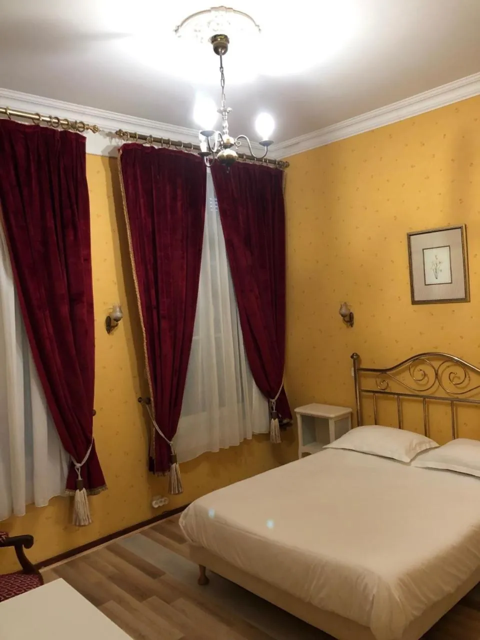 Bed in Hôtel Emilie