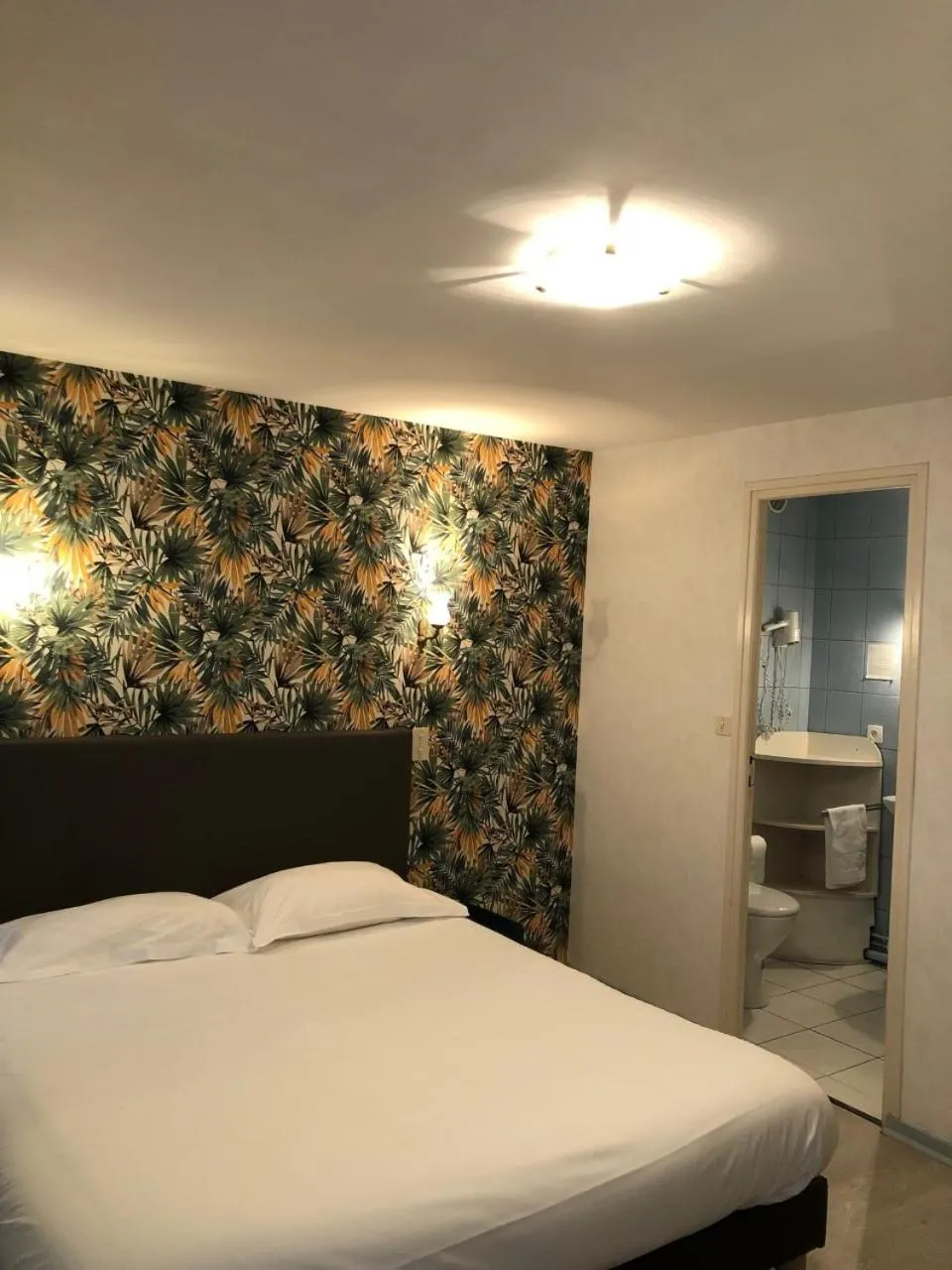 Bed in Hôtel Emilie