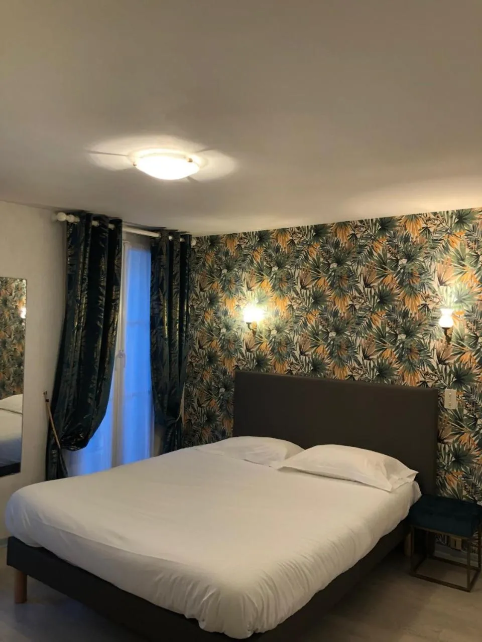 Bed in Hôtel Emilie