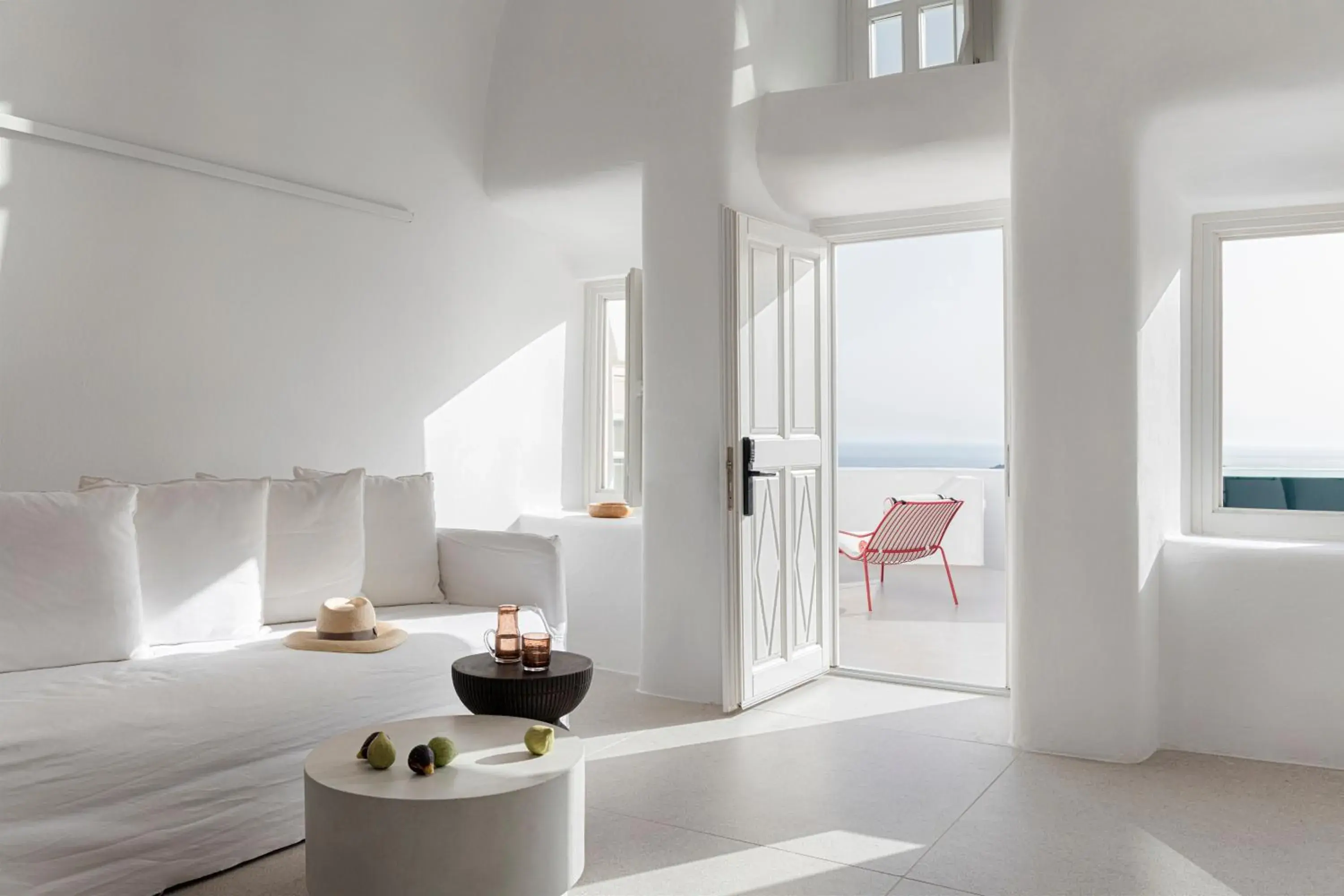 DELUXE GRANDE SEA VIEW SUITE WITH SHARING POOL in CASASUNSHA Hybrid Retreat Santorini DELUXE GRANDE SEA VIEW SUITE WITH SHARING POOL in CASASUNSHA Hybrid Retreat Santorini