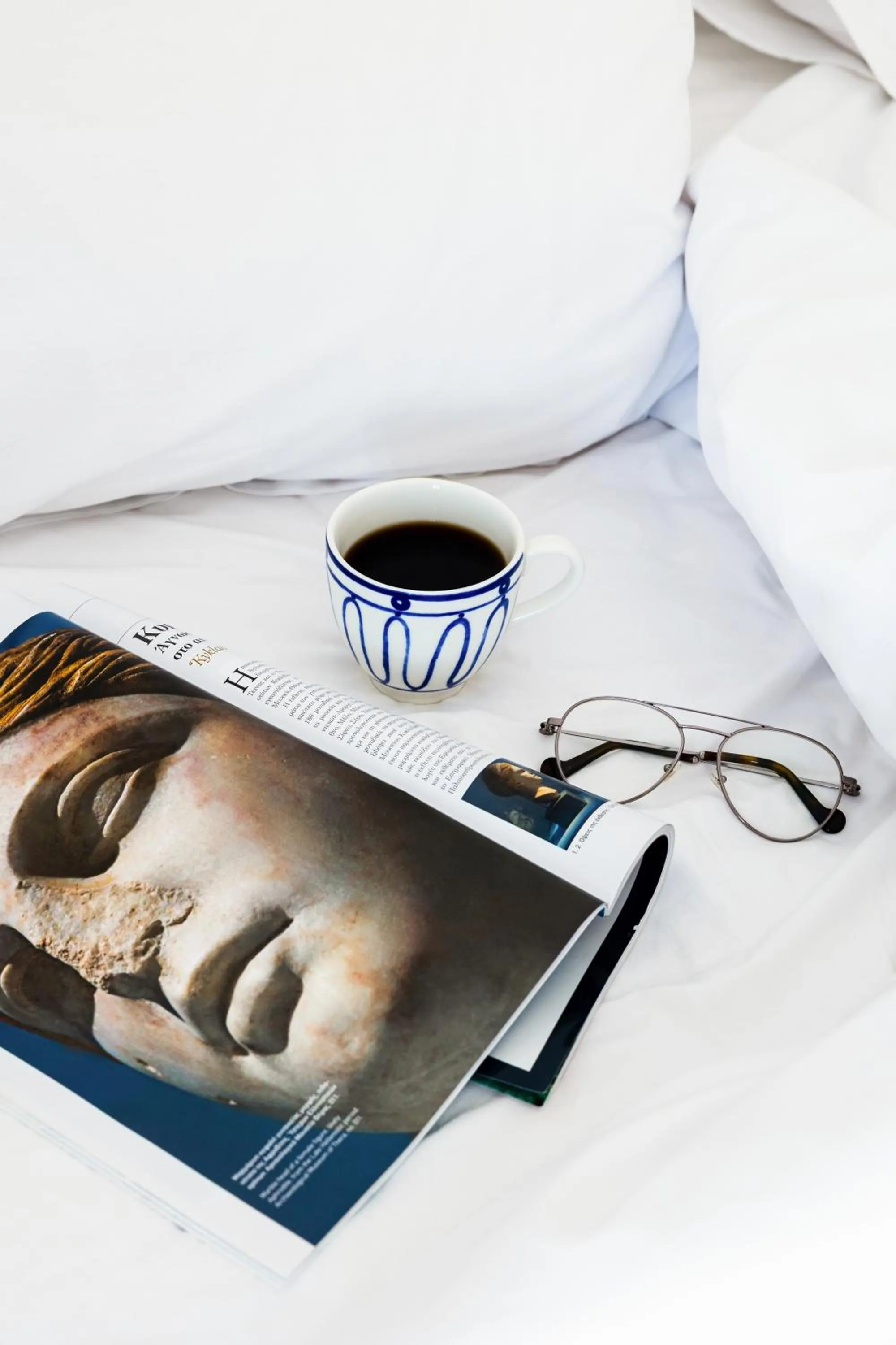 Decorative detail, Bed in CASASUNSHA Hybrid Retreat Santorini