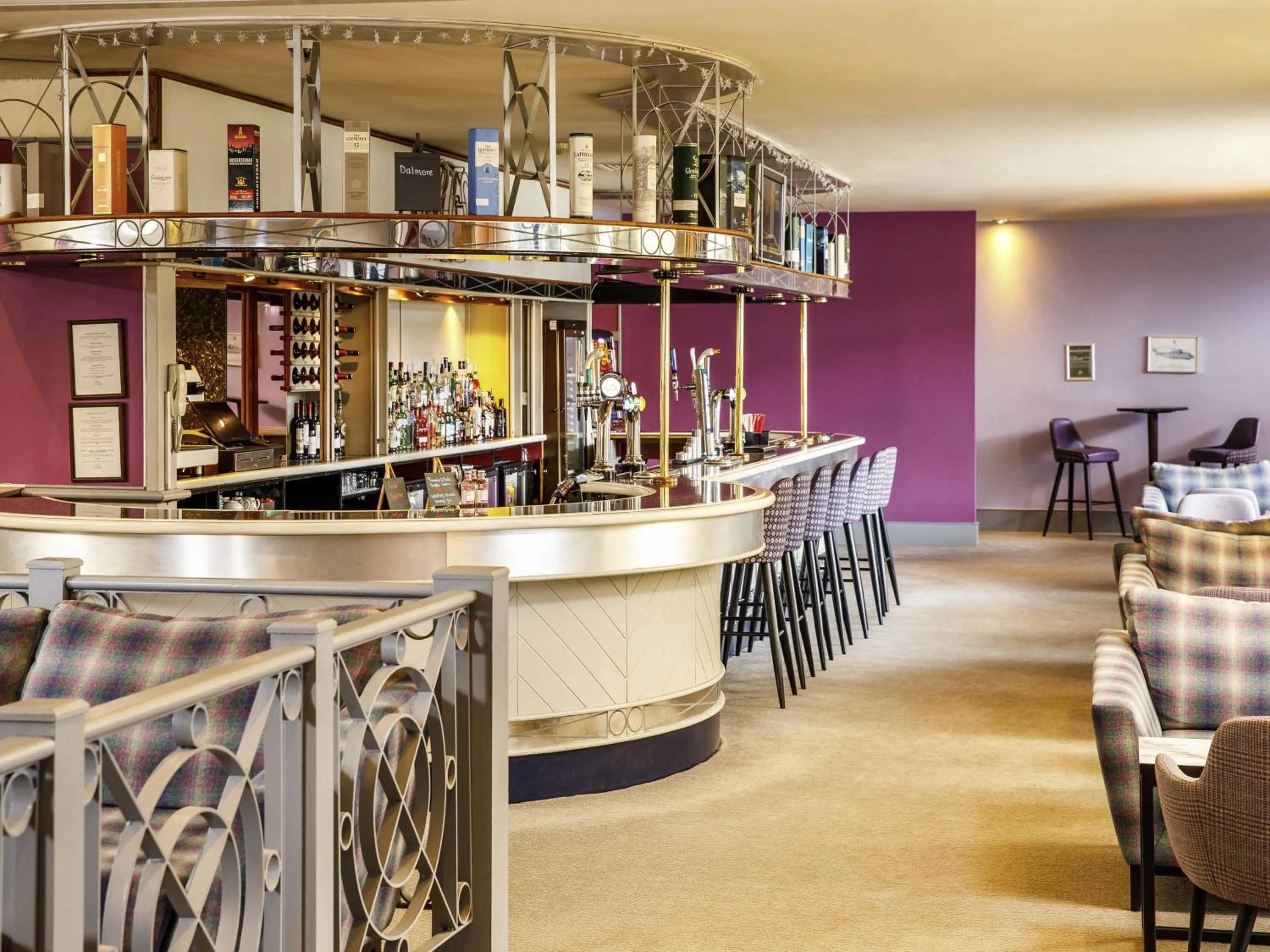 Lounge or bar in Mercure Ayr Hotel