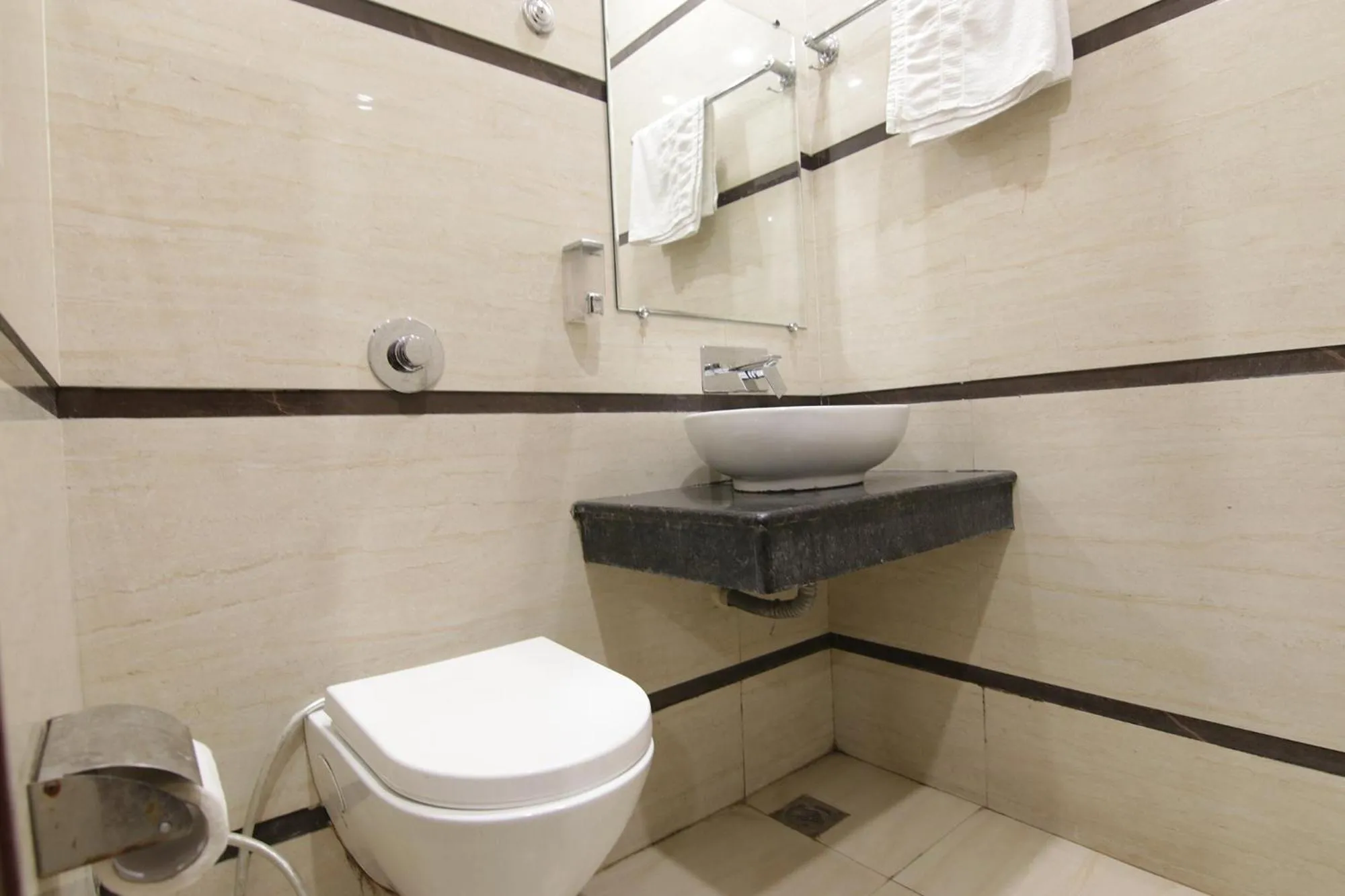 Bathroom in FabHotel Golden City