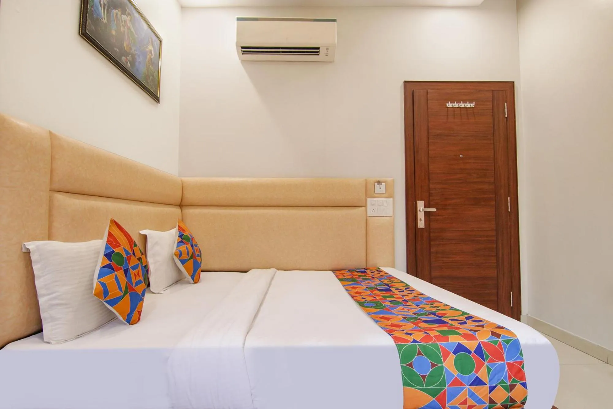 Photo of the whole room, Bed in FabHotel Golden City