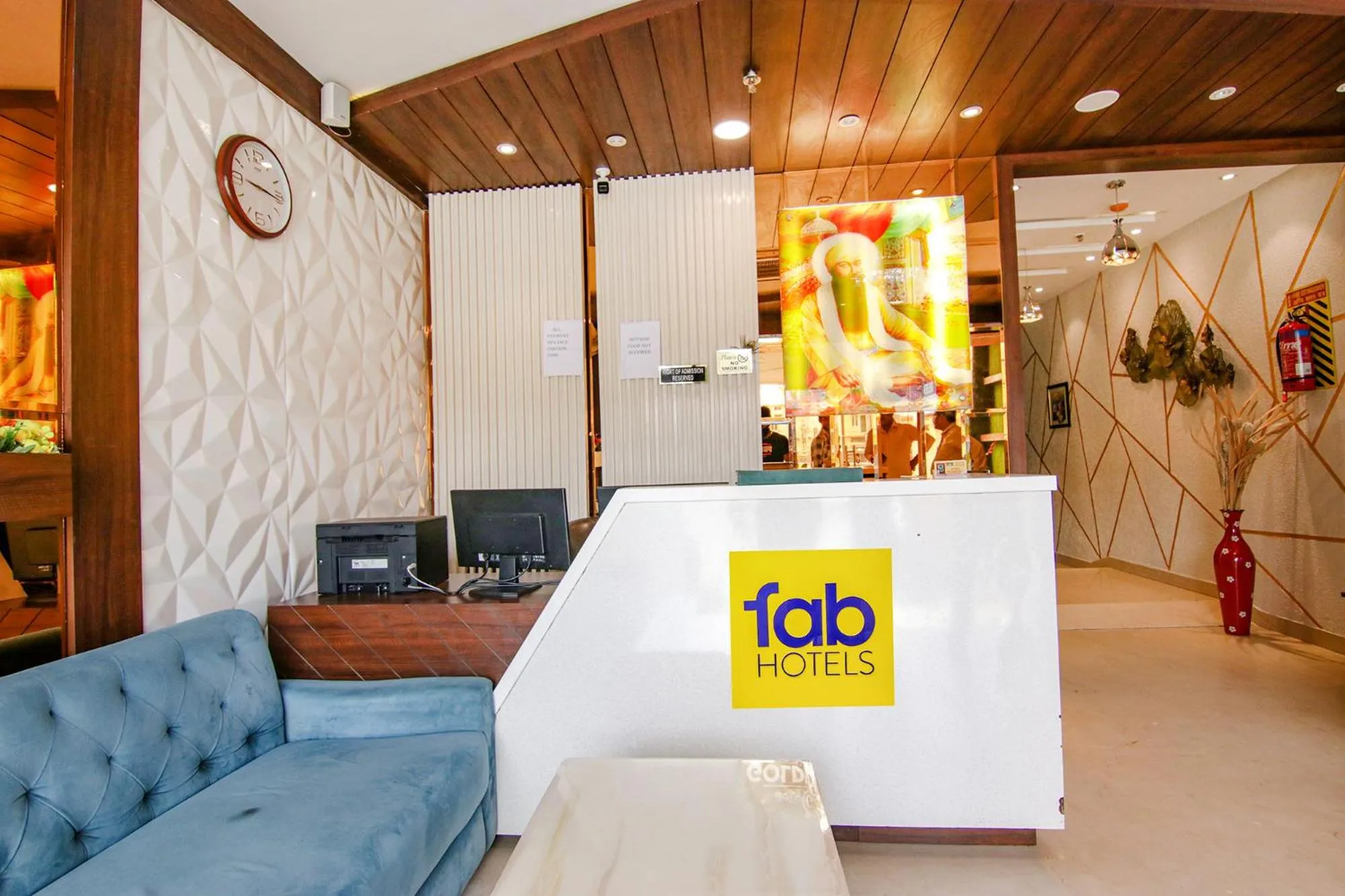 Lobby or reception in FabHotel Golden City