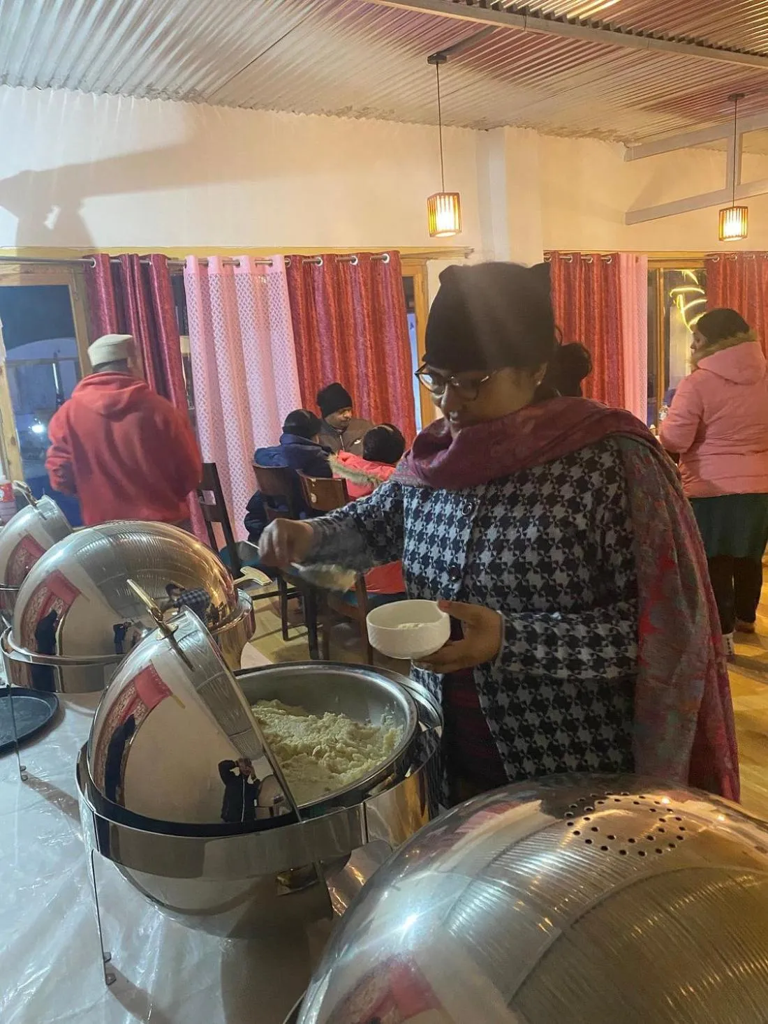 Restaurant/places to eat in The Empire Resort , Nubra