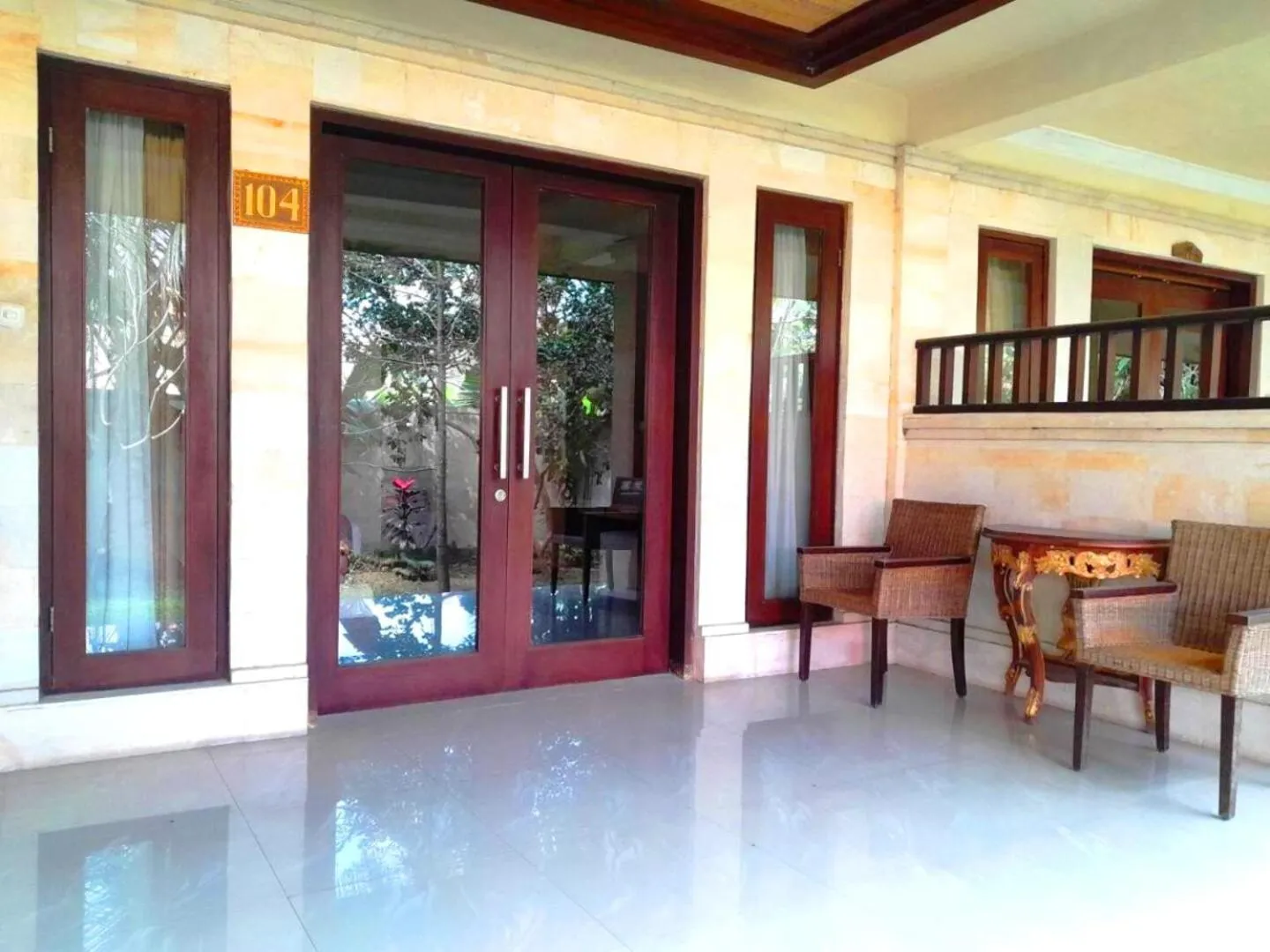 Balcony/Terrace in Hotel rooms 2 minutes to Monkey Forest