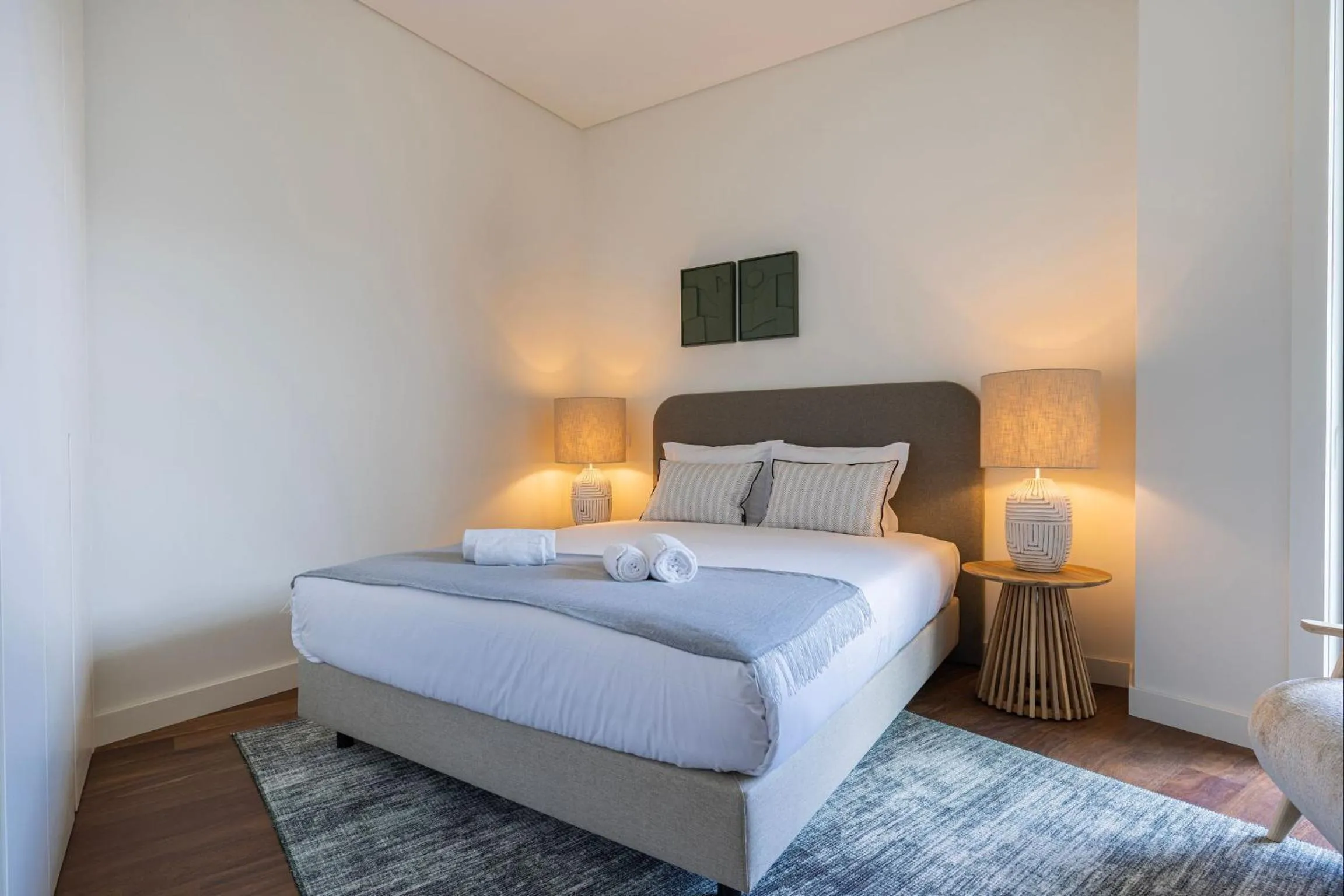Bed in Radiant Apartment in City Center by LovelyStay