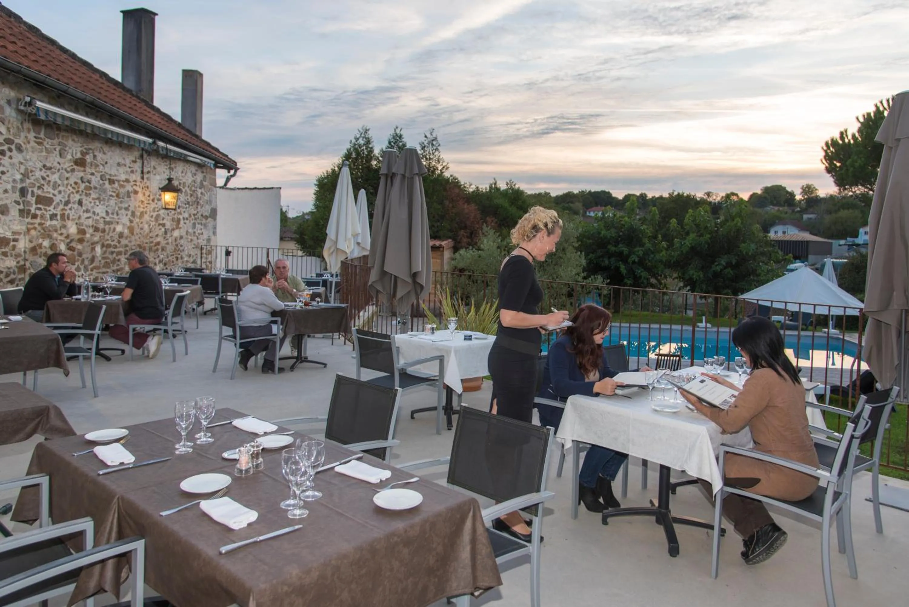 Balcony/Terrace in Logis Grand Hotel Pelisson