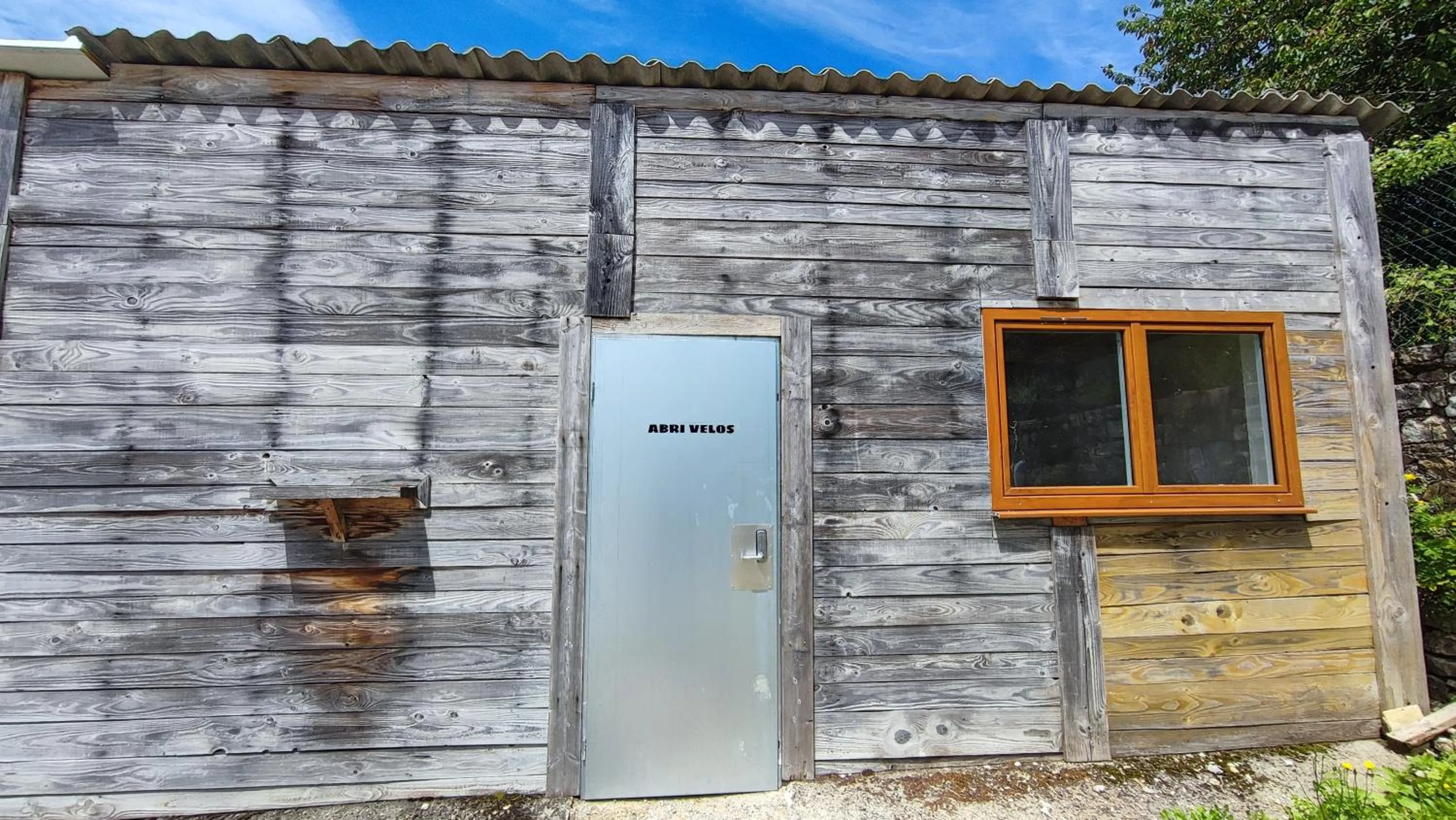 Cycling in Logis Grand Hotel Pelisson