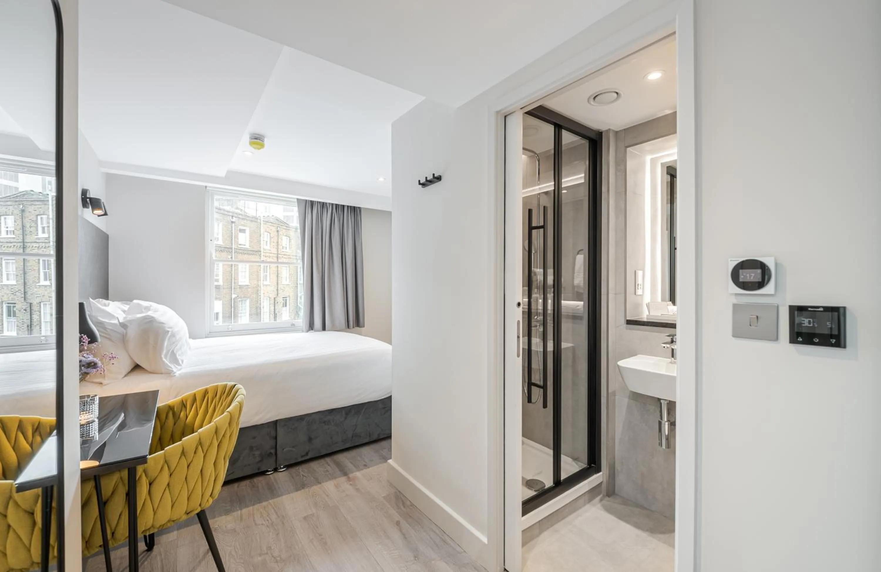 Bed in St Pancras Inn