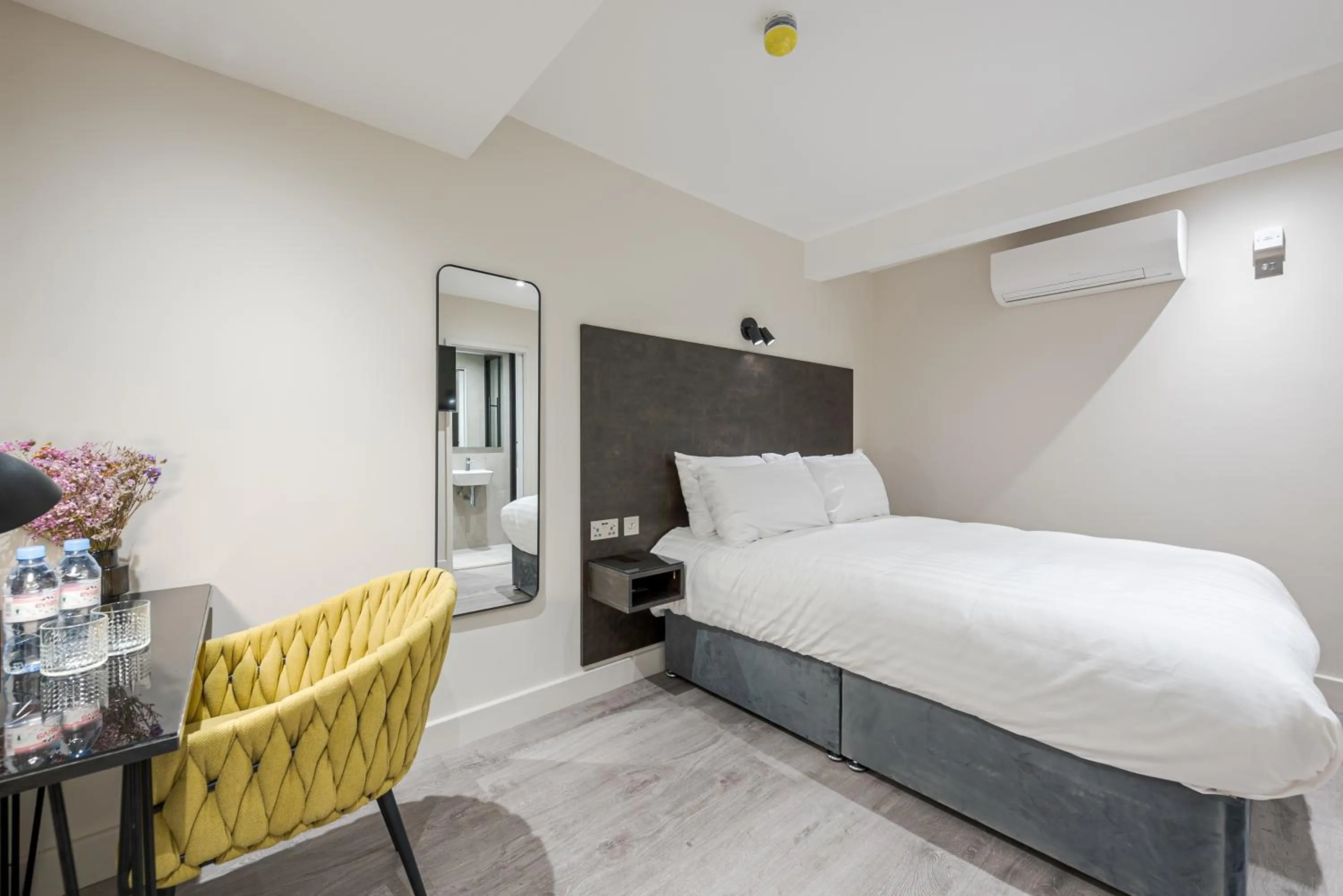 Bed in St Pancras Inn