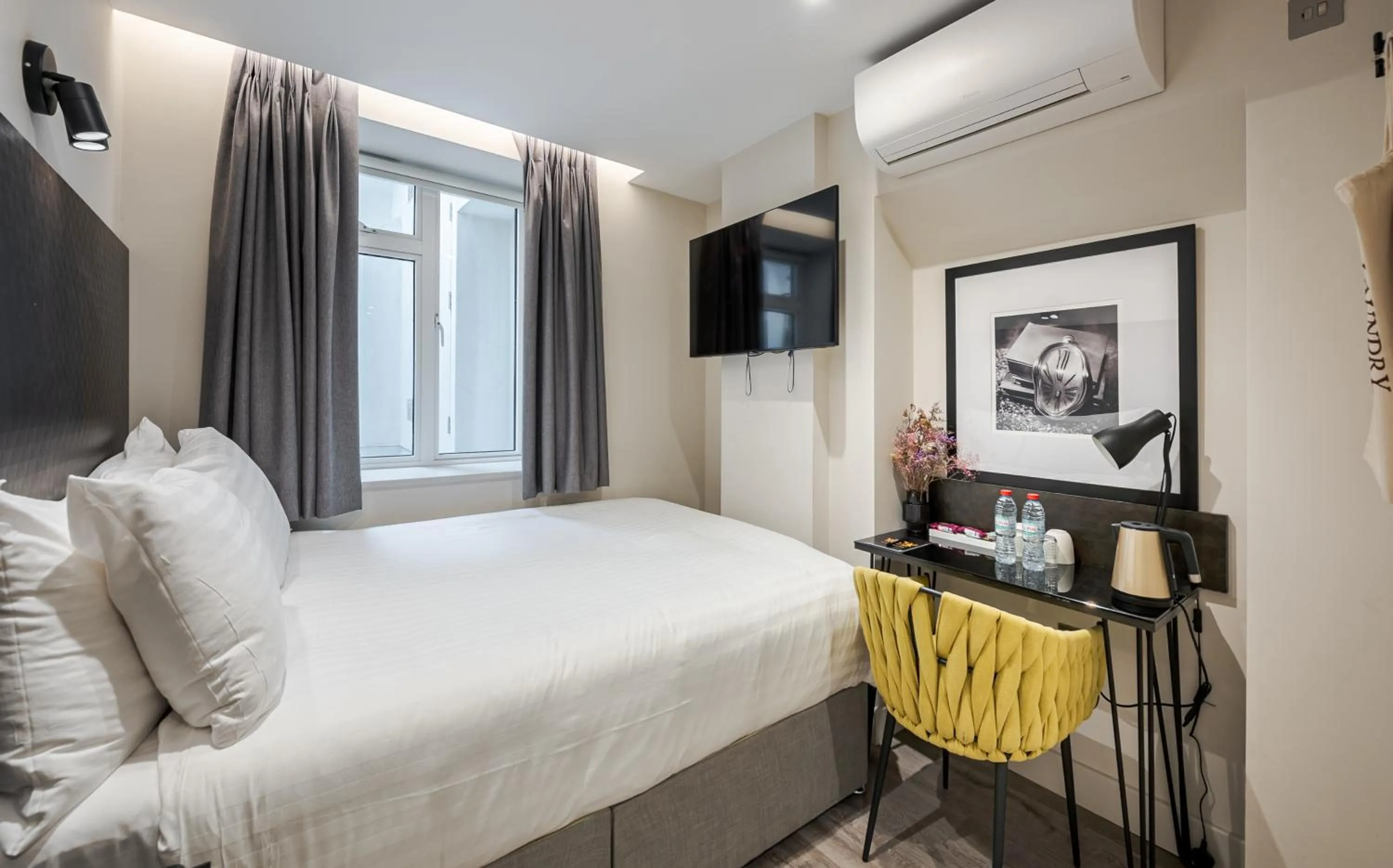 Bed in St Pancras Inn