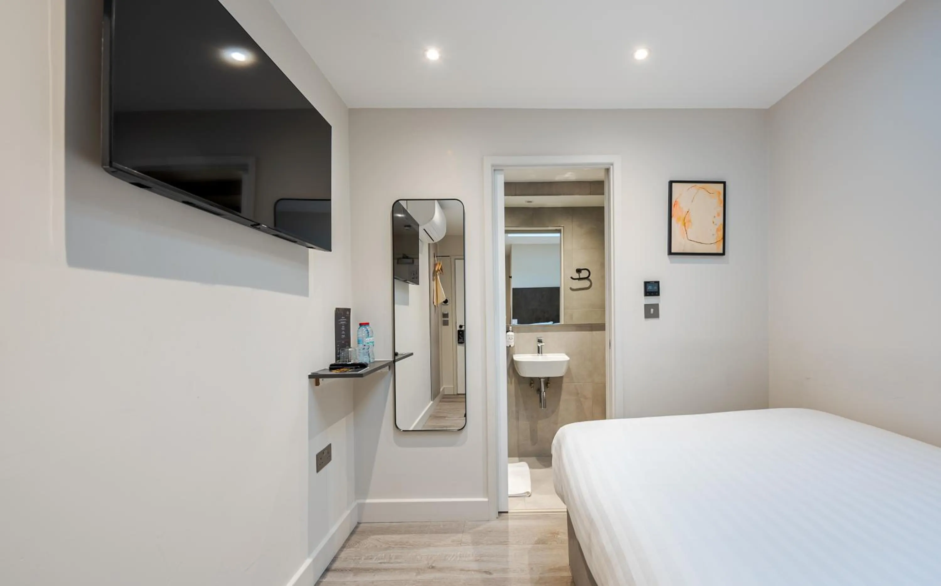 Bed in St Pancras Inn