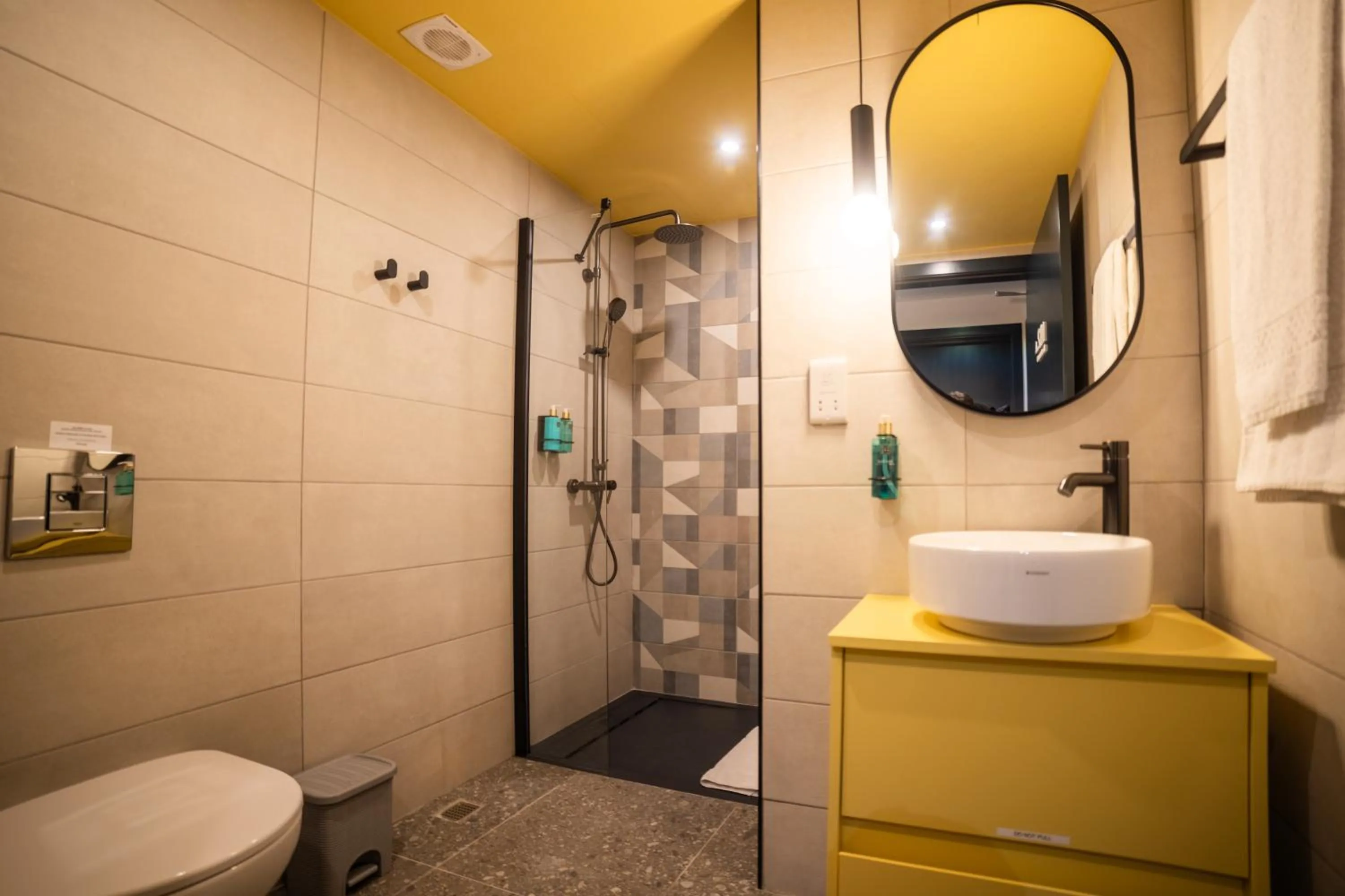 Shower in Eleven by Warren Collection