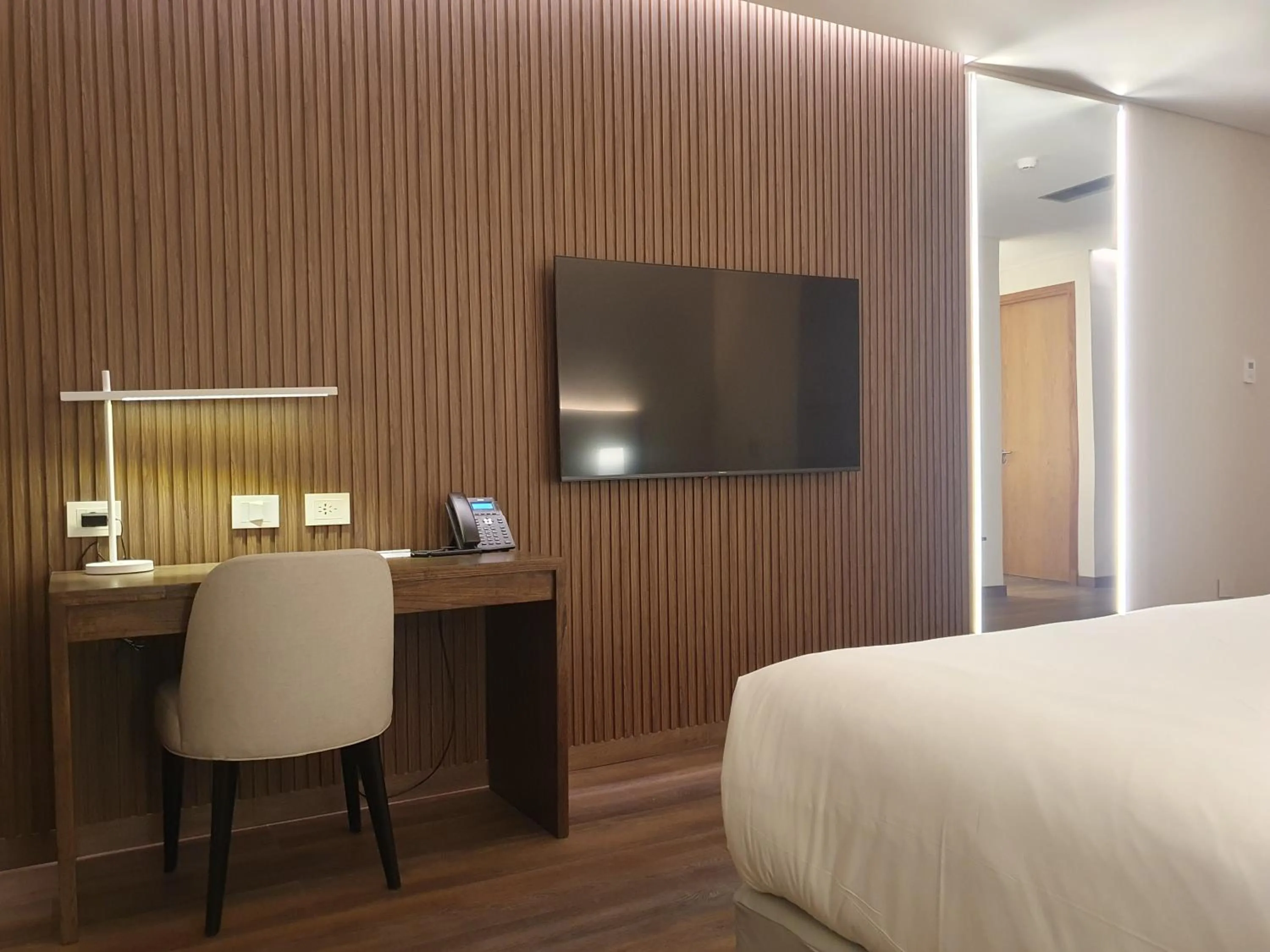 Bed in Del Bono Central Hotel