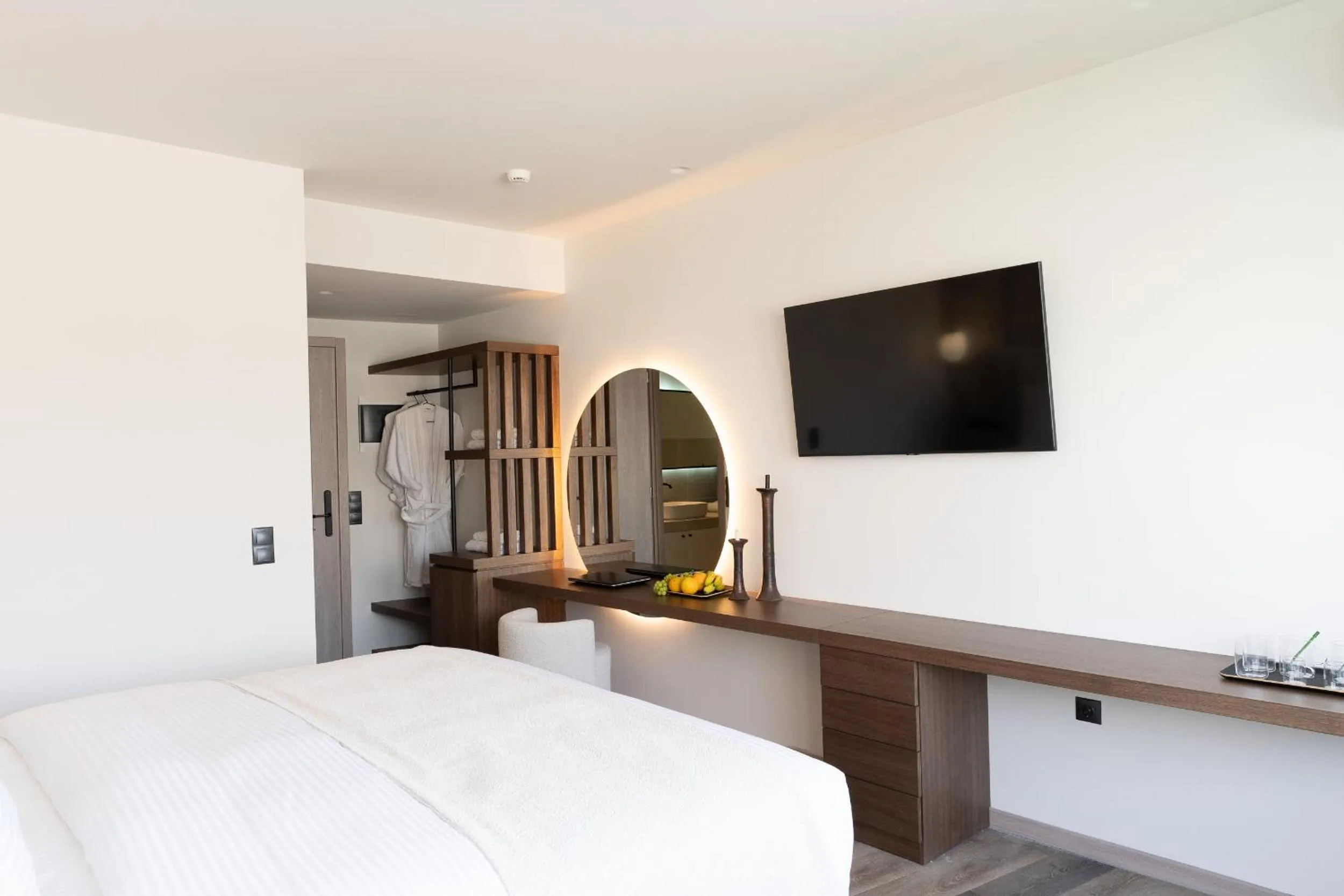 Photo of the whole room, Bed in Athens Design Suites