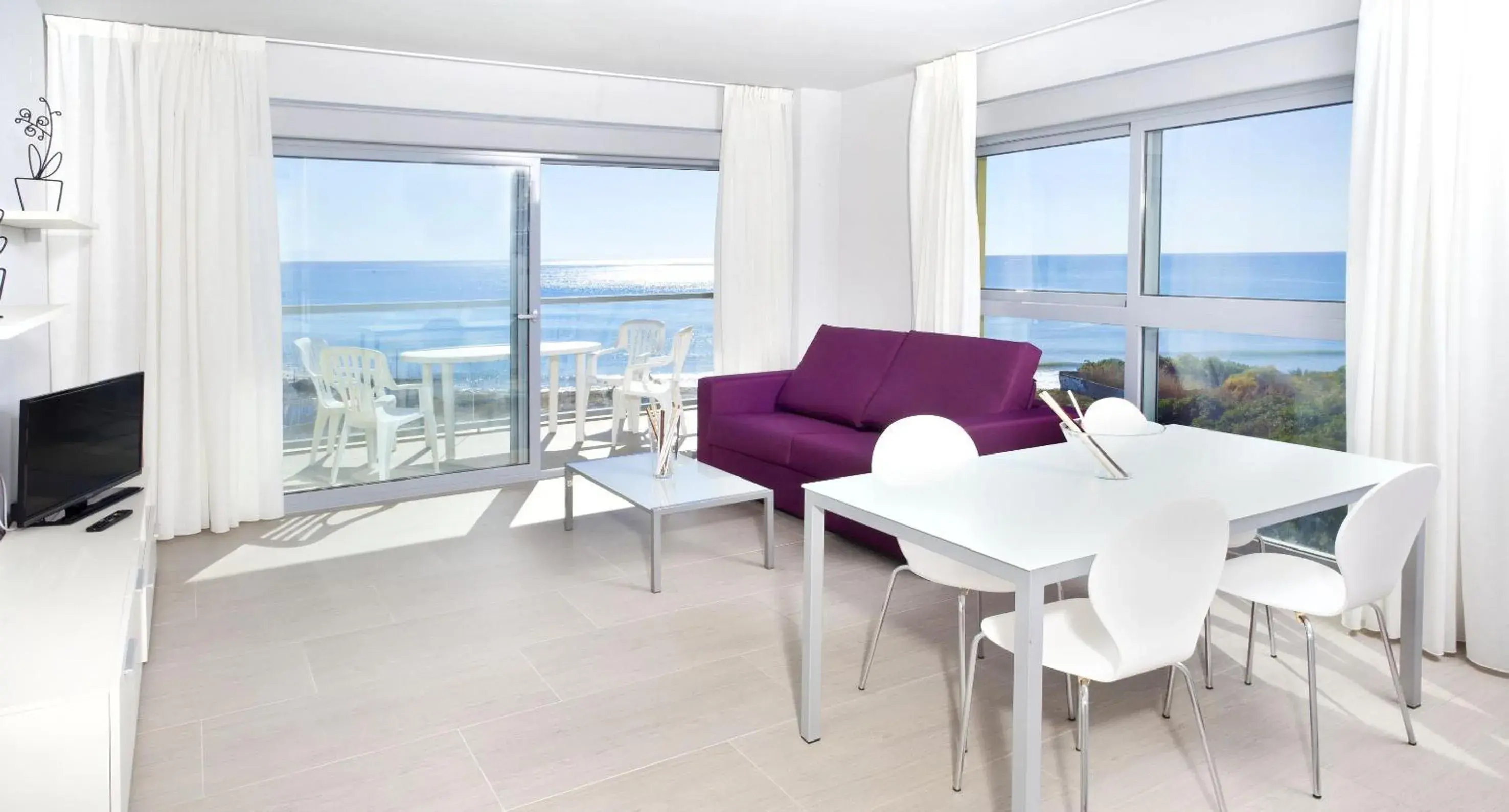 Vistamar Luxury Apartments By DLV -Adults Only- Vistamar Luxury Apartments By DLV -Adults Only-