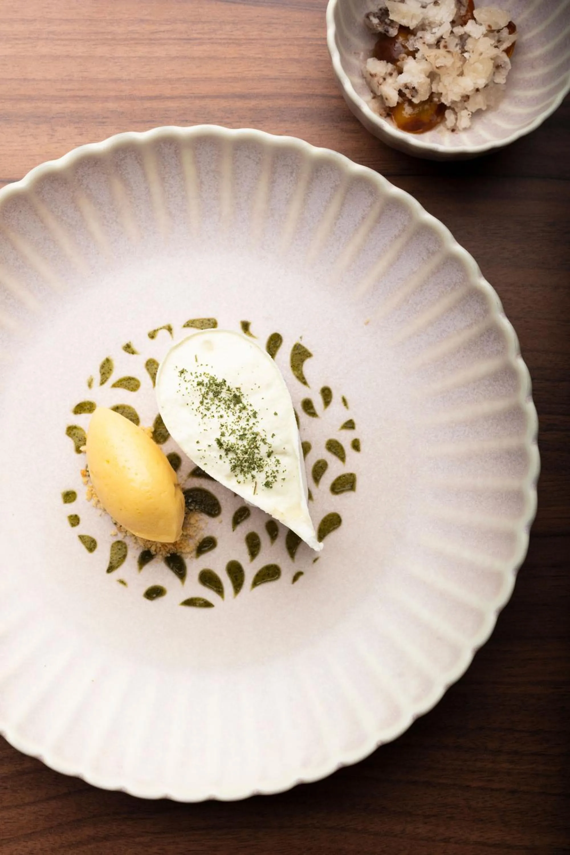 Food in Hôtel et Restaurant La Bastide Bourrelly - Mathias Dandine