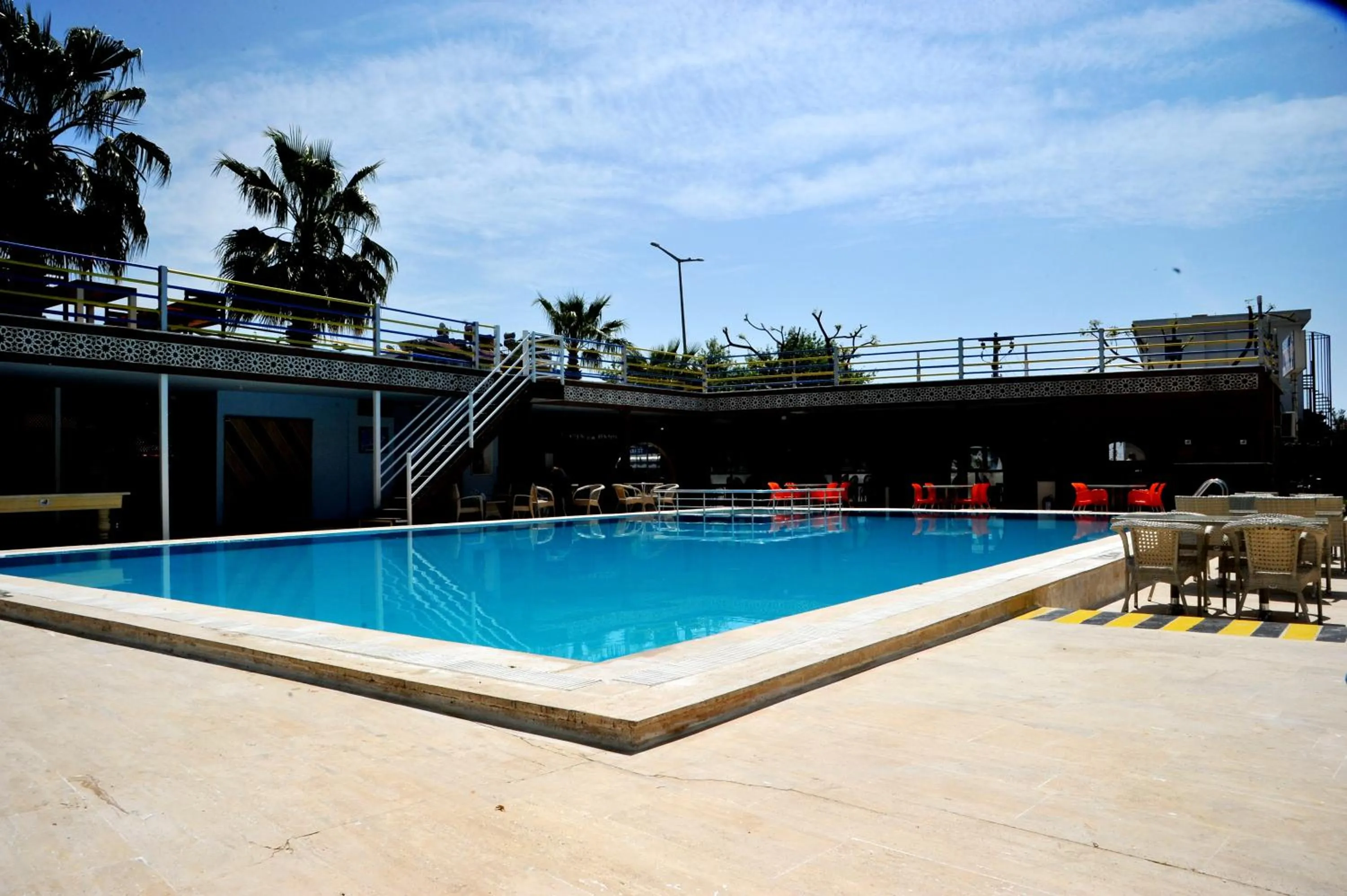 Pool view in Selge Hotel Side