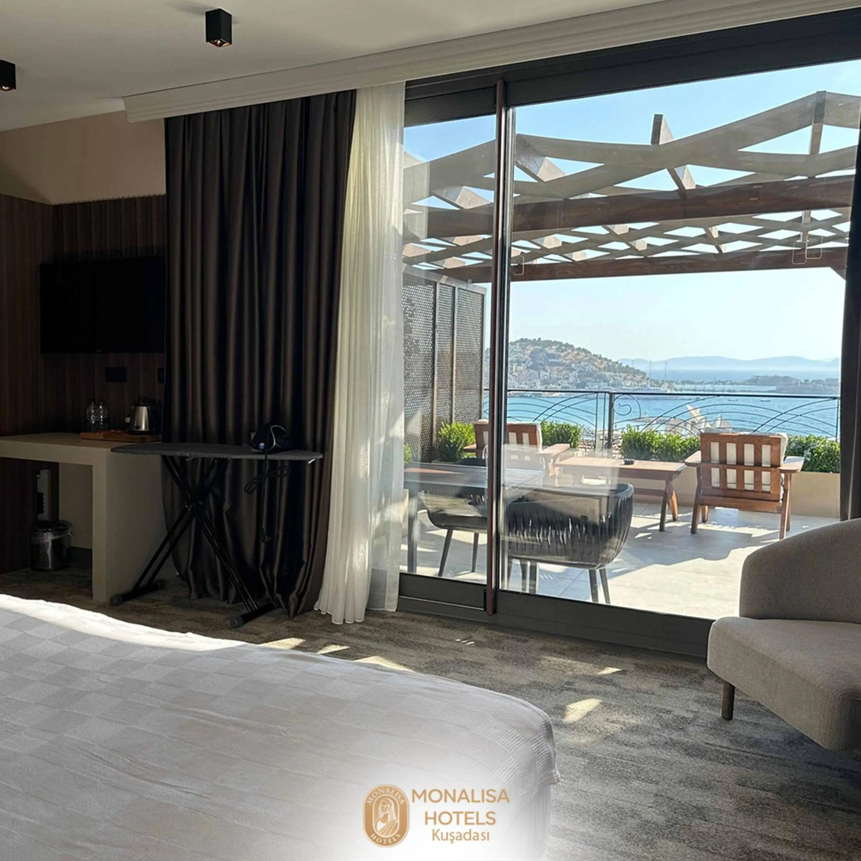 Bed in Monalisa Hotels KUŞADASI