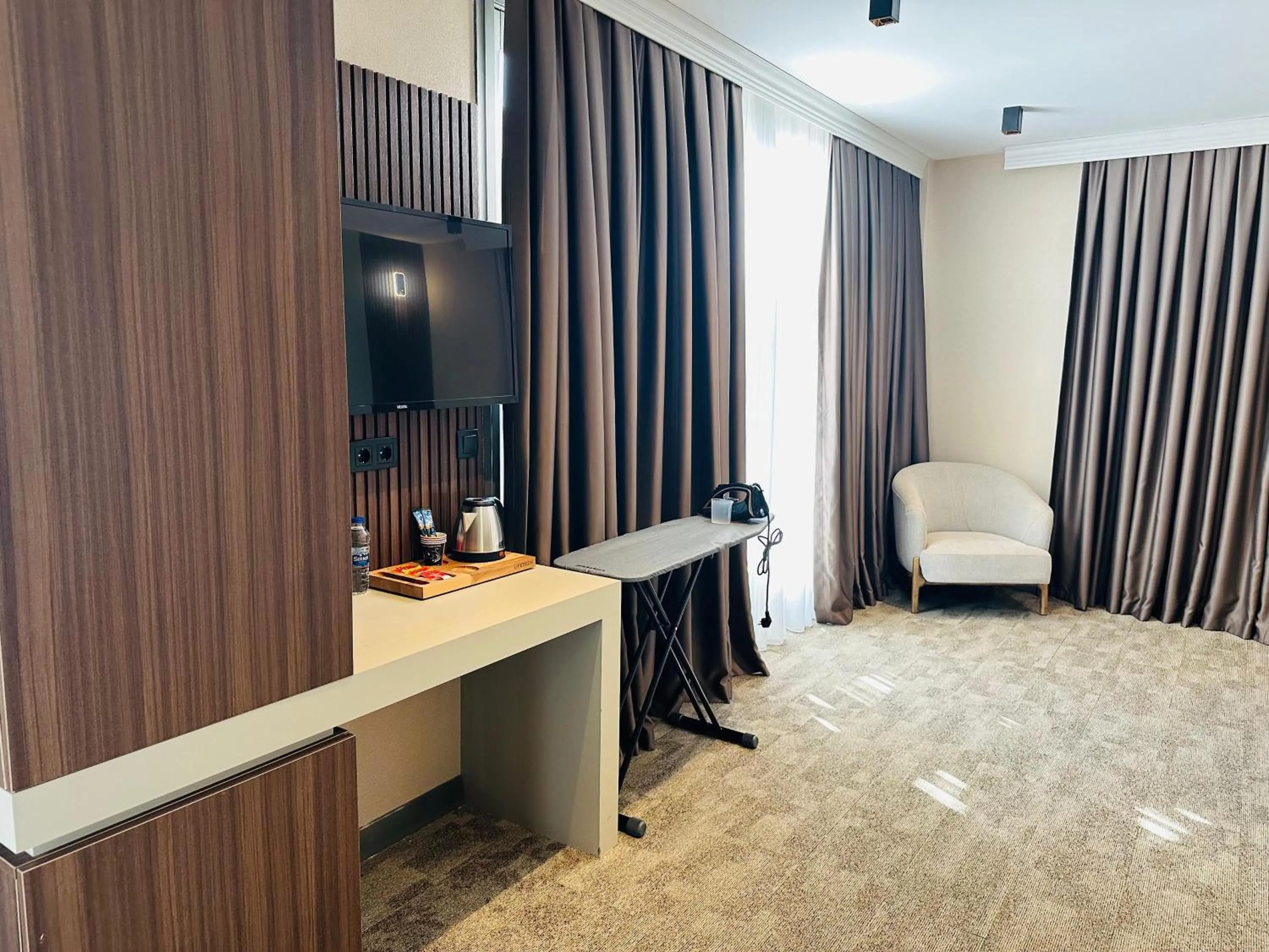 TV and multimedia in Monalisa Hotels KUŞADASI