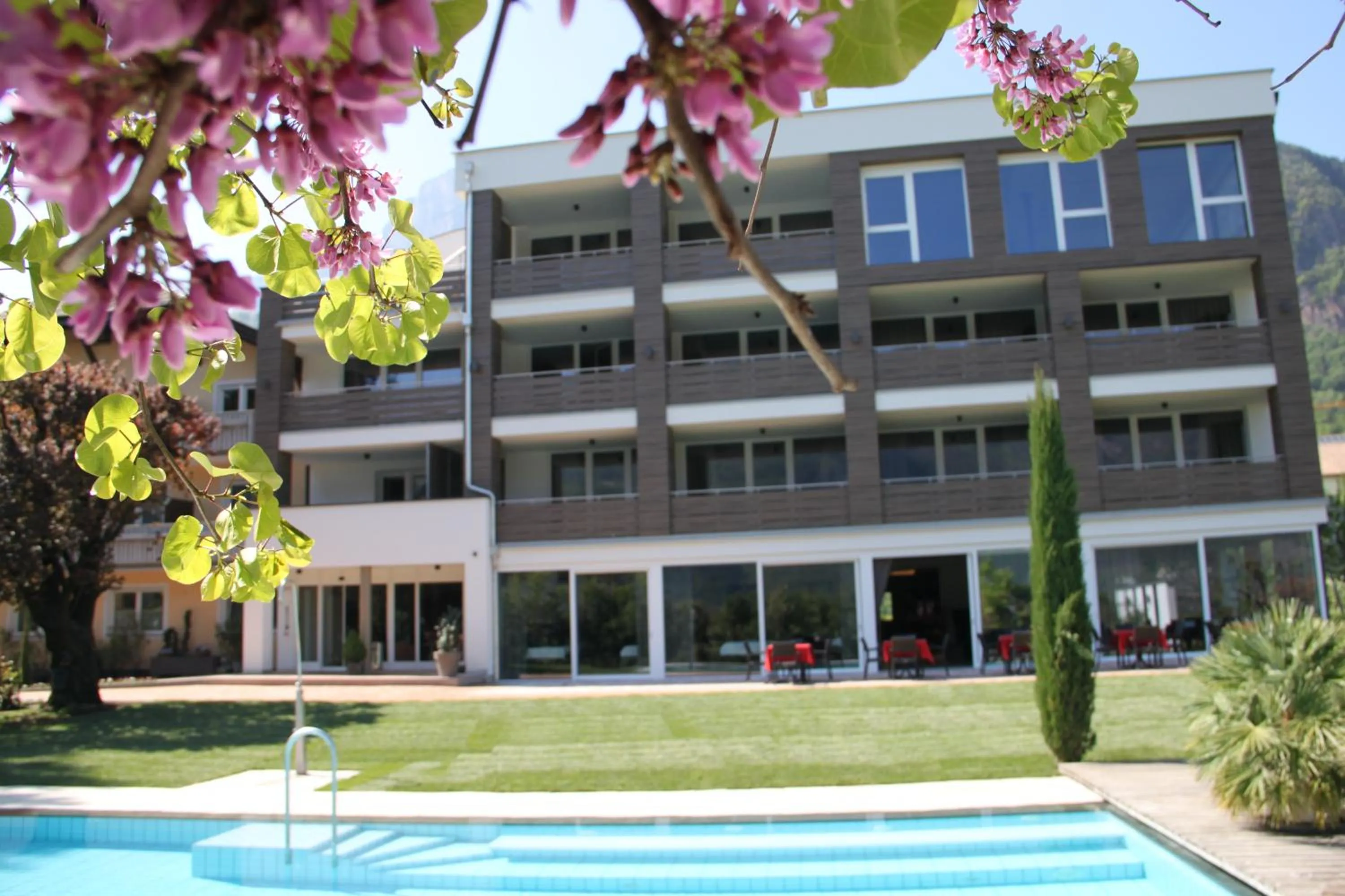 Facade/entrance in Hotel Gantkofel