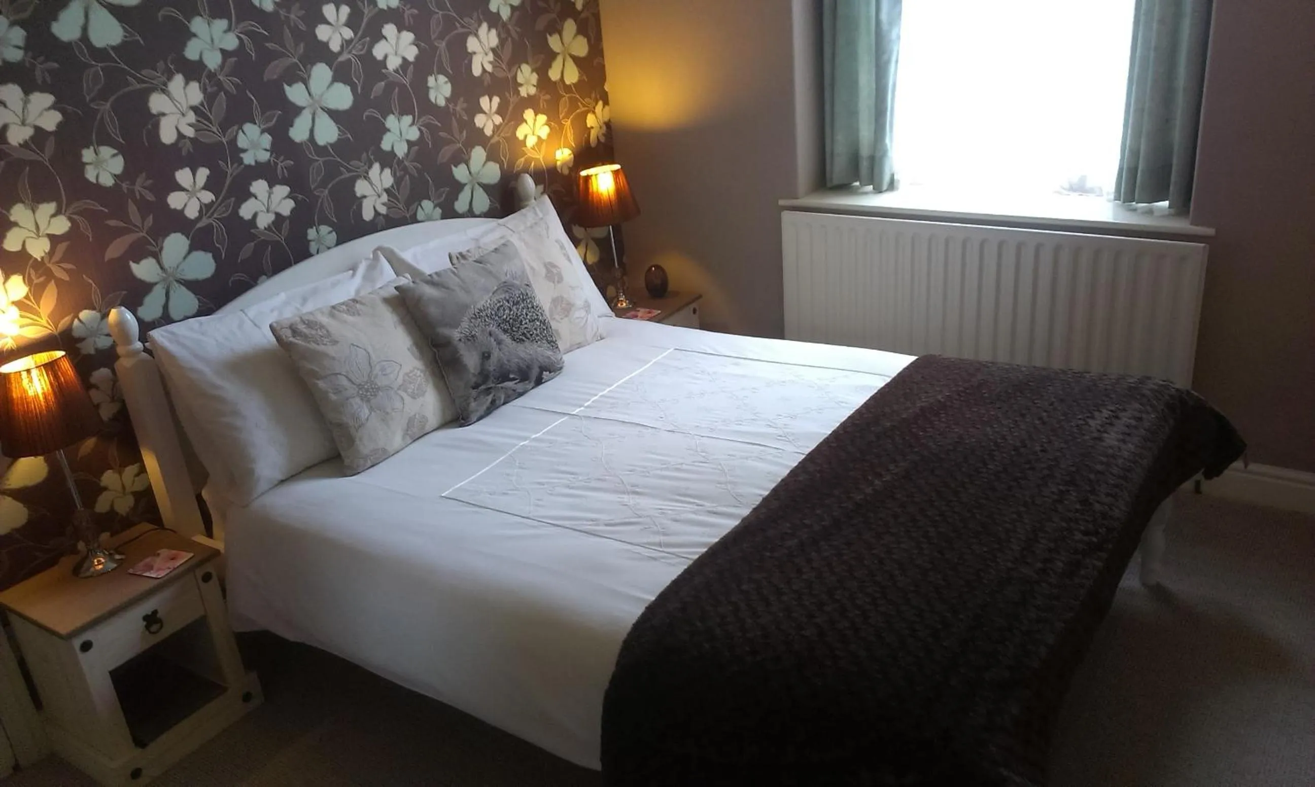 Bedroom, Bed in Saffron House