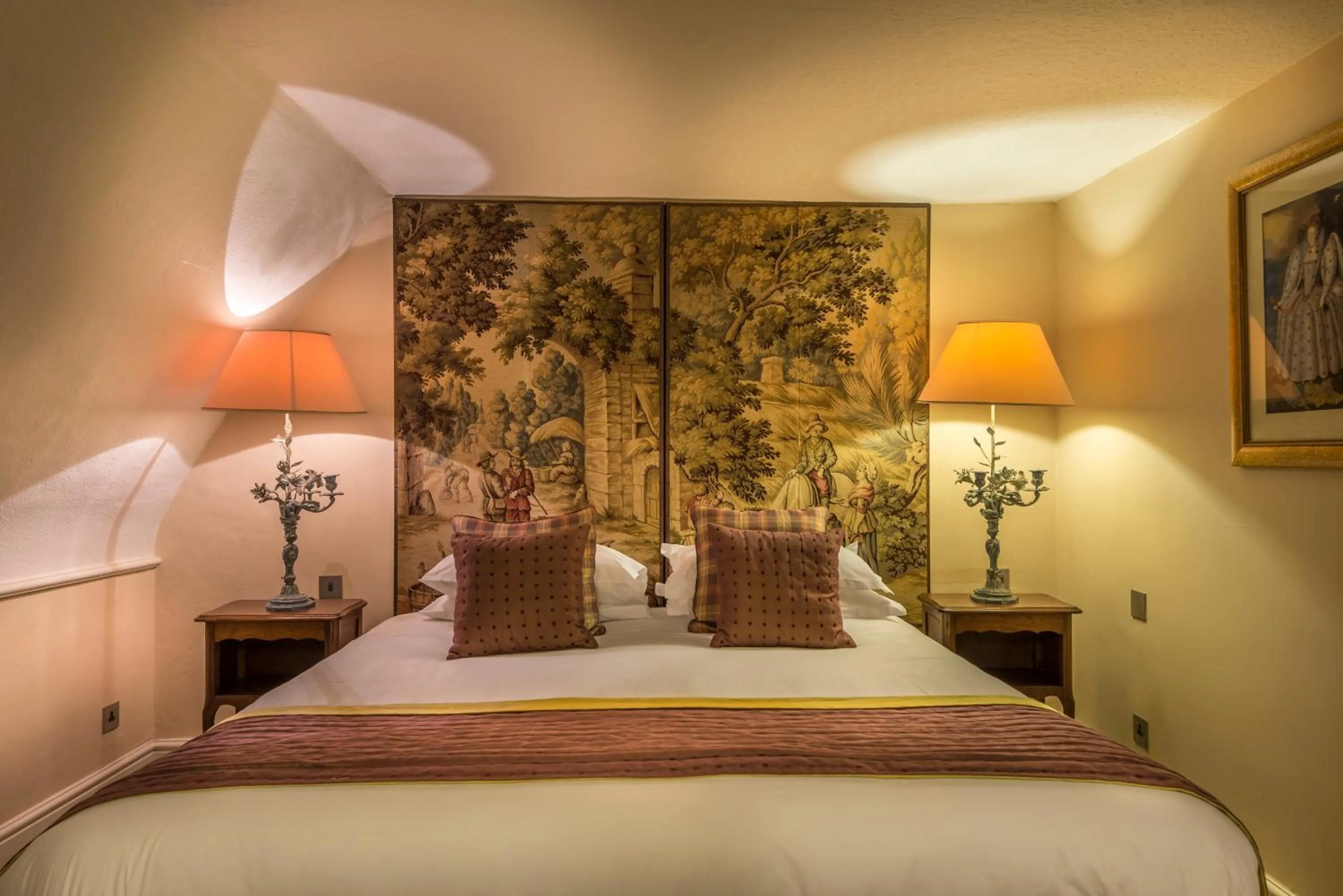 Bedroom, Bed in The Talbot Hotel, Oundle , Near Peterborough - The Coaching Inn Group