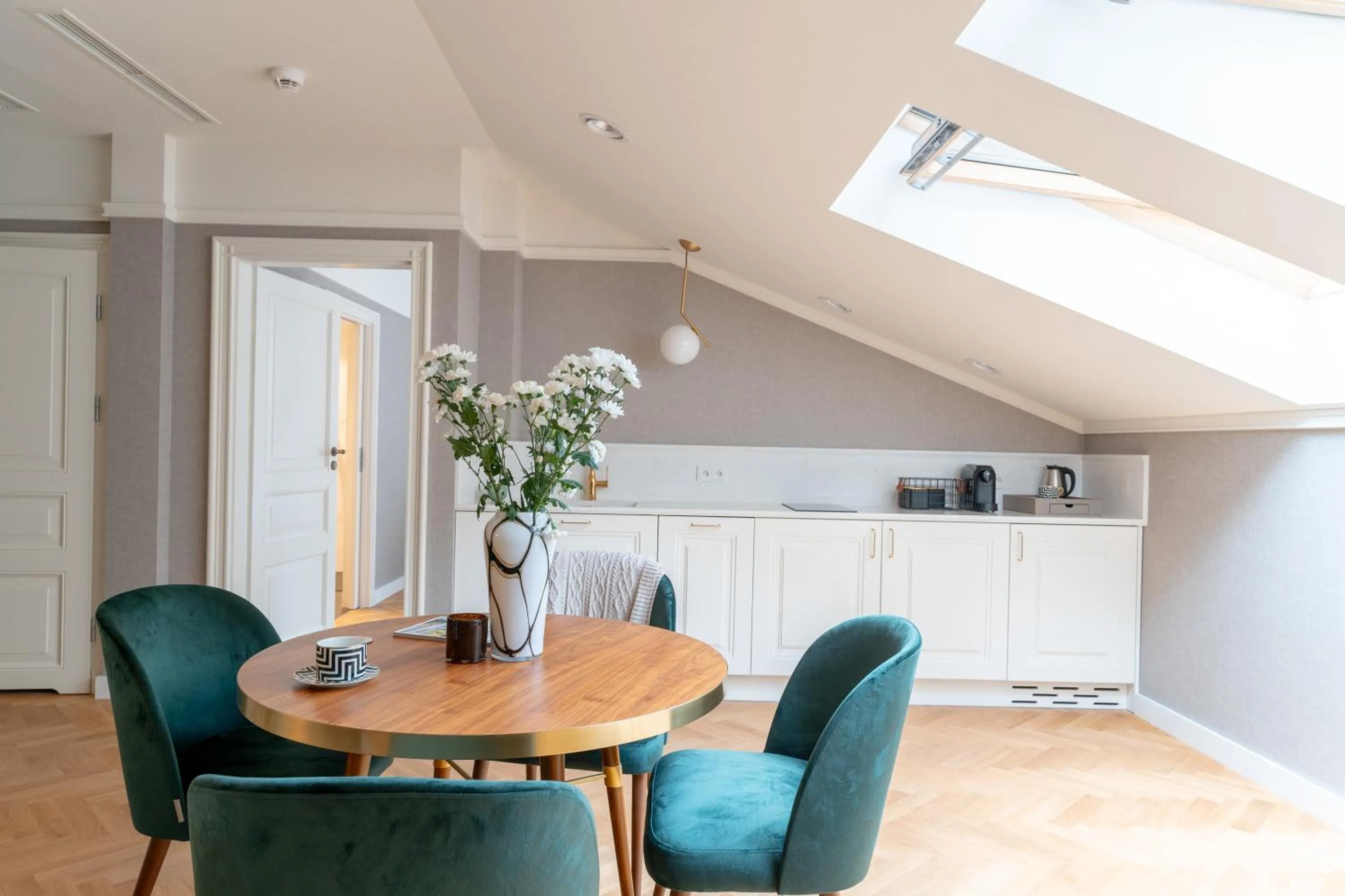 Kitchen or kitchenette in WillaWawel - LoftAffair Collection