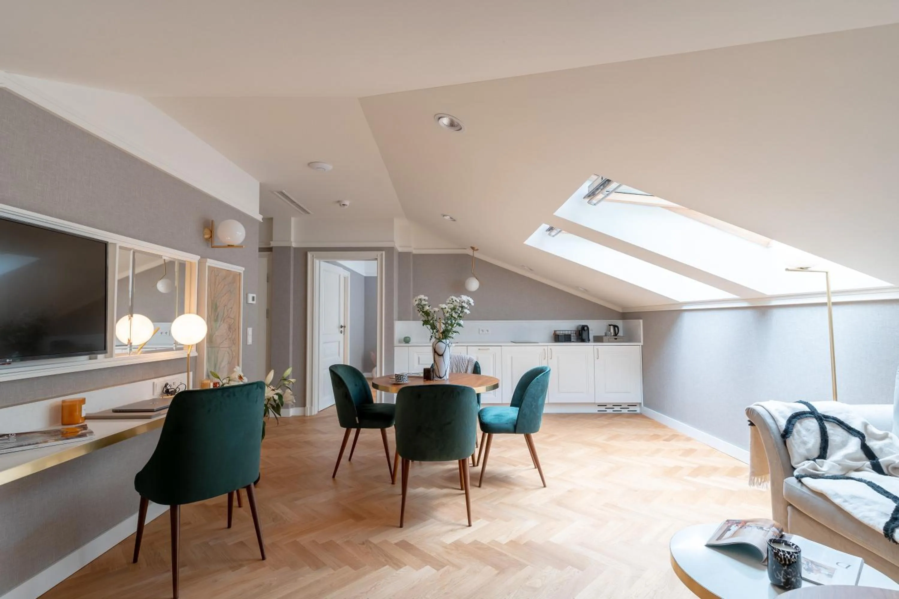 TV and multimedia in WillaWawel - LoftAffair Collection