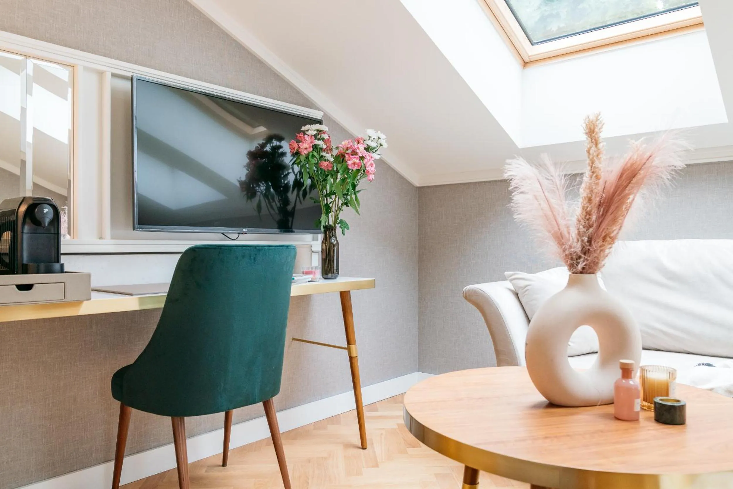 TV and multimedia in WillaWawel - LoftAffair Collection