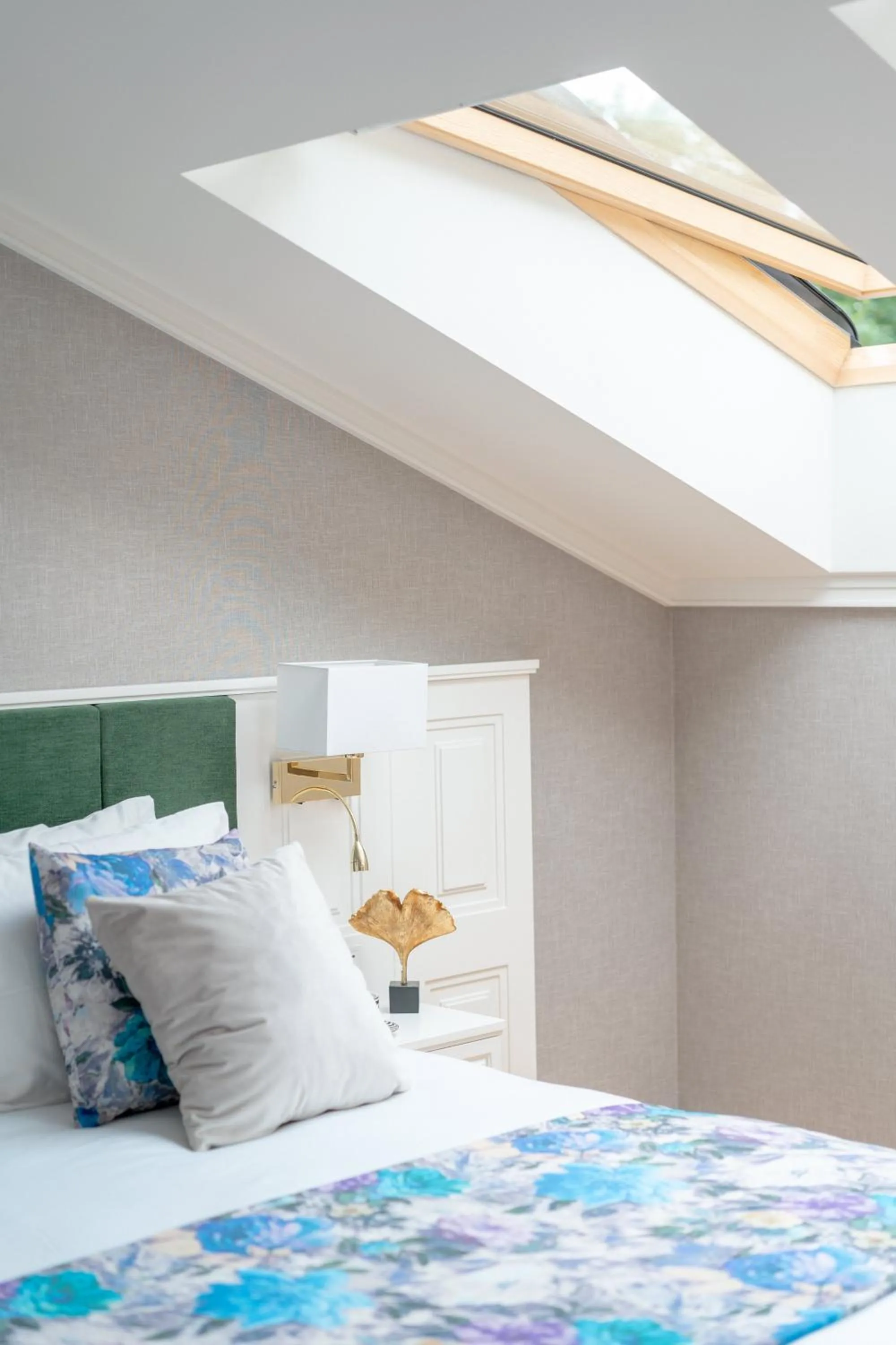 Bed in WillaWawel - LoftAffair Collection