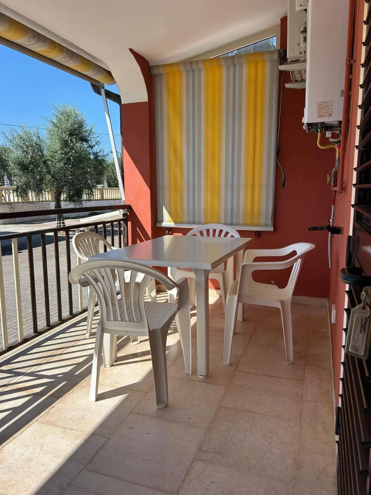 Property building in Appartamenti Vacanze Minervino