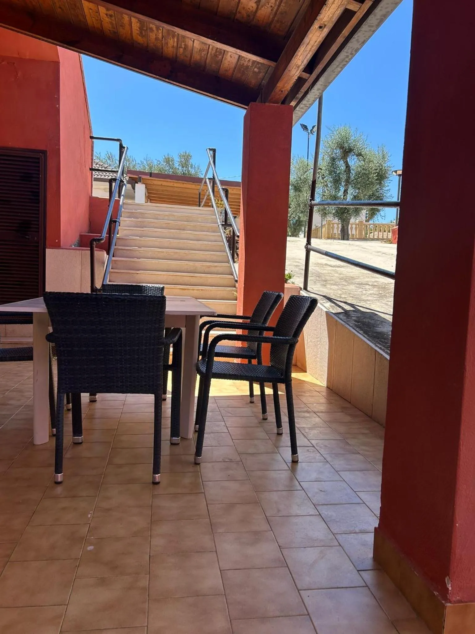 Property building in Appartamenti Vacanze Minervino