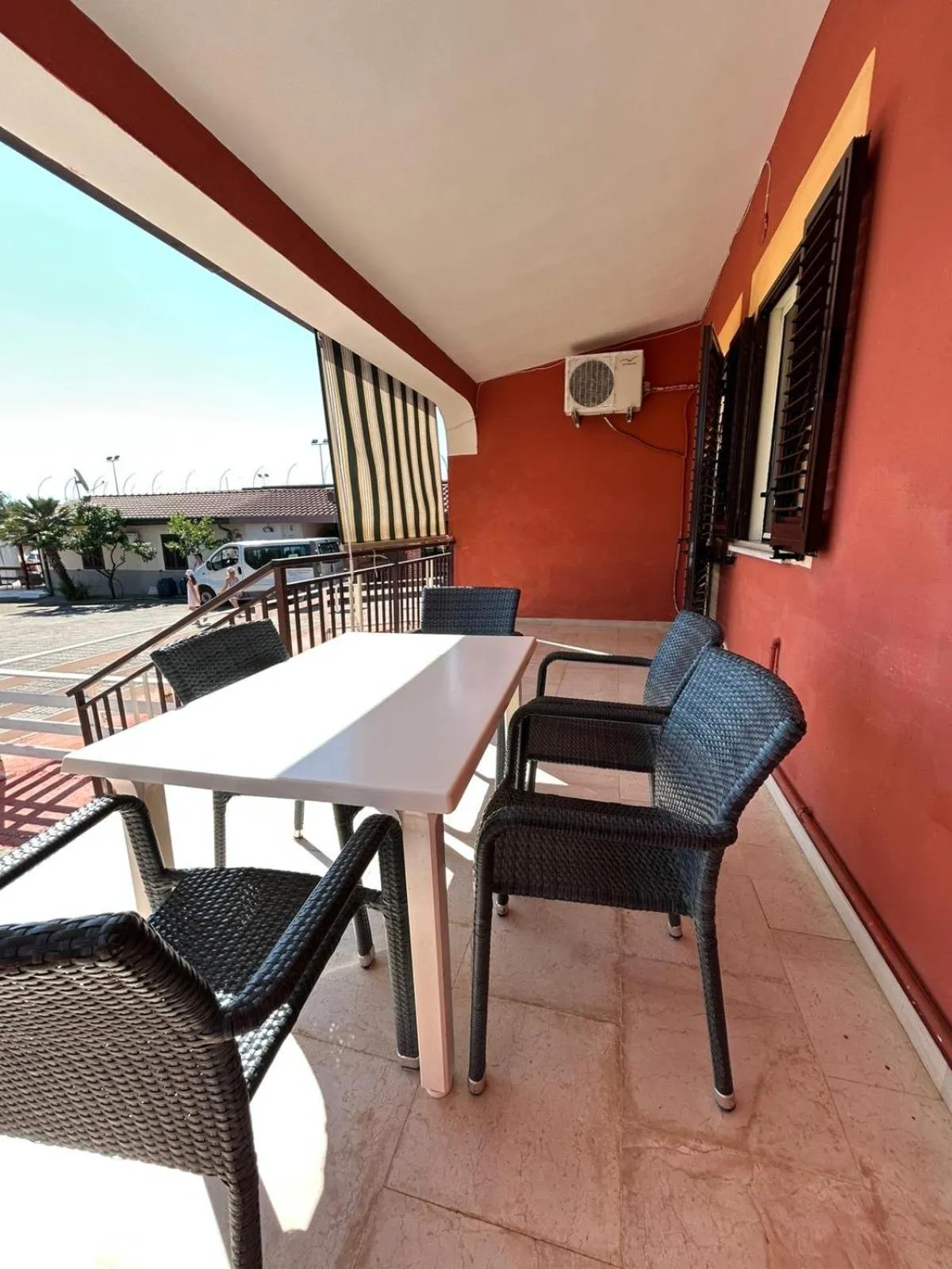 Property building in Appartamenti Vacanze Minervino