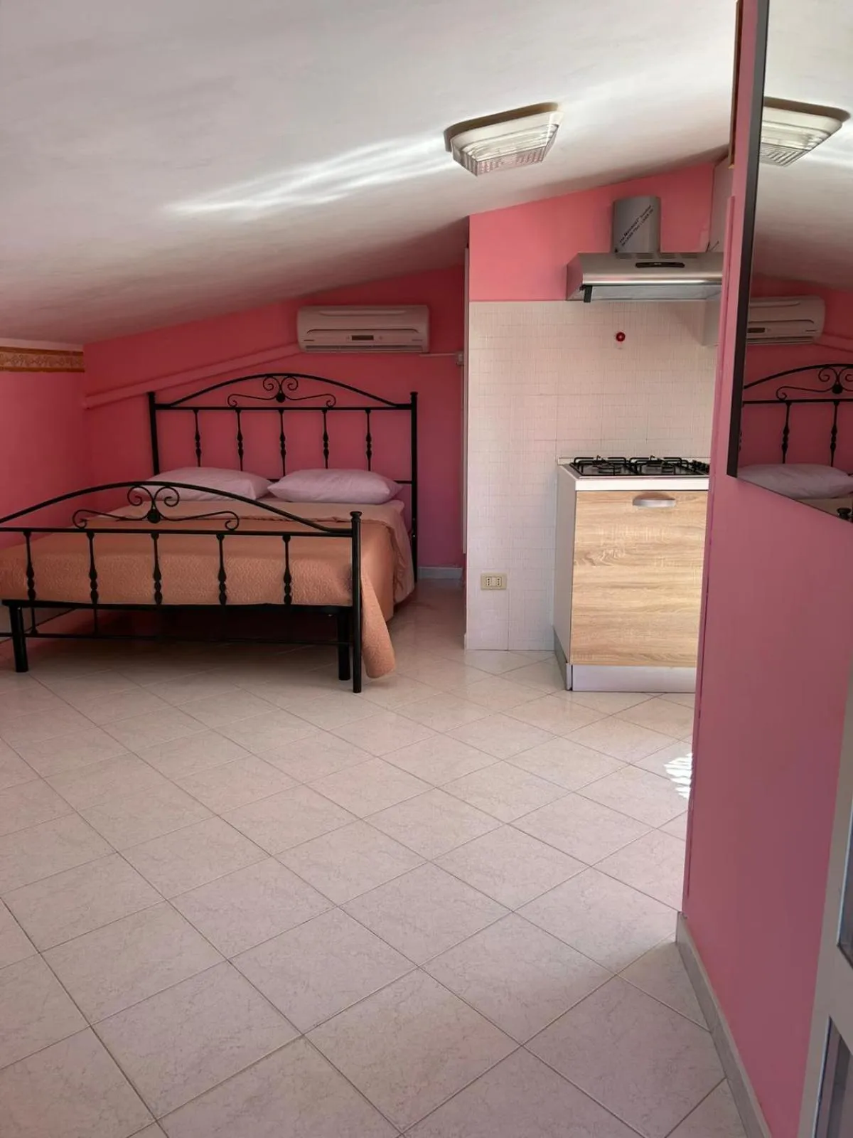 Bedroom, Bed in Appartamenti Vacanze Minervino