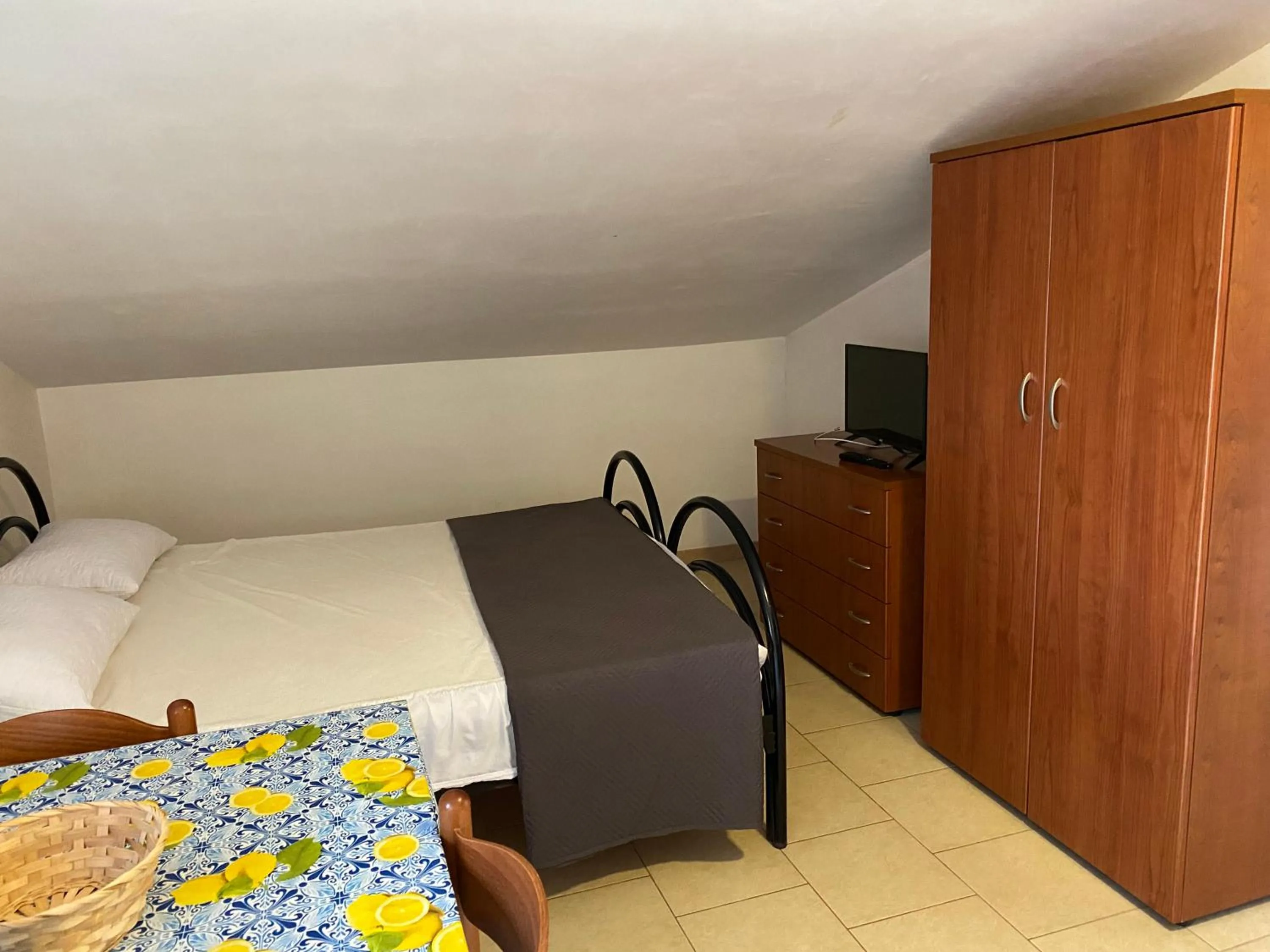 Photo of the whole room, Bed in Appartamenti Vacanze Minervino