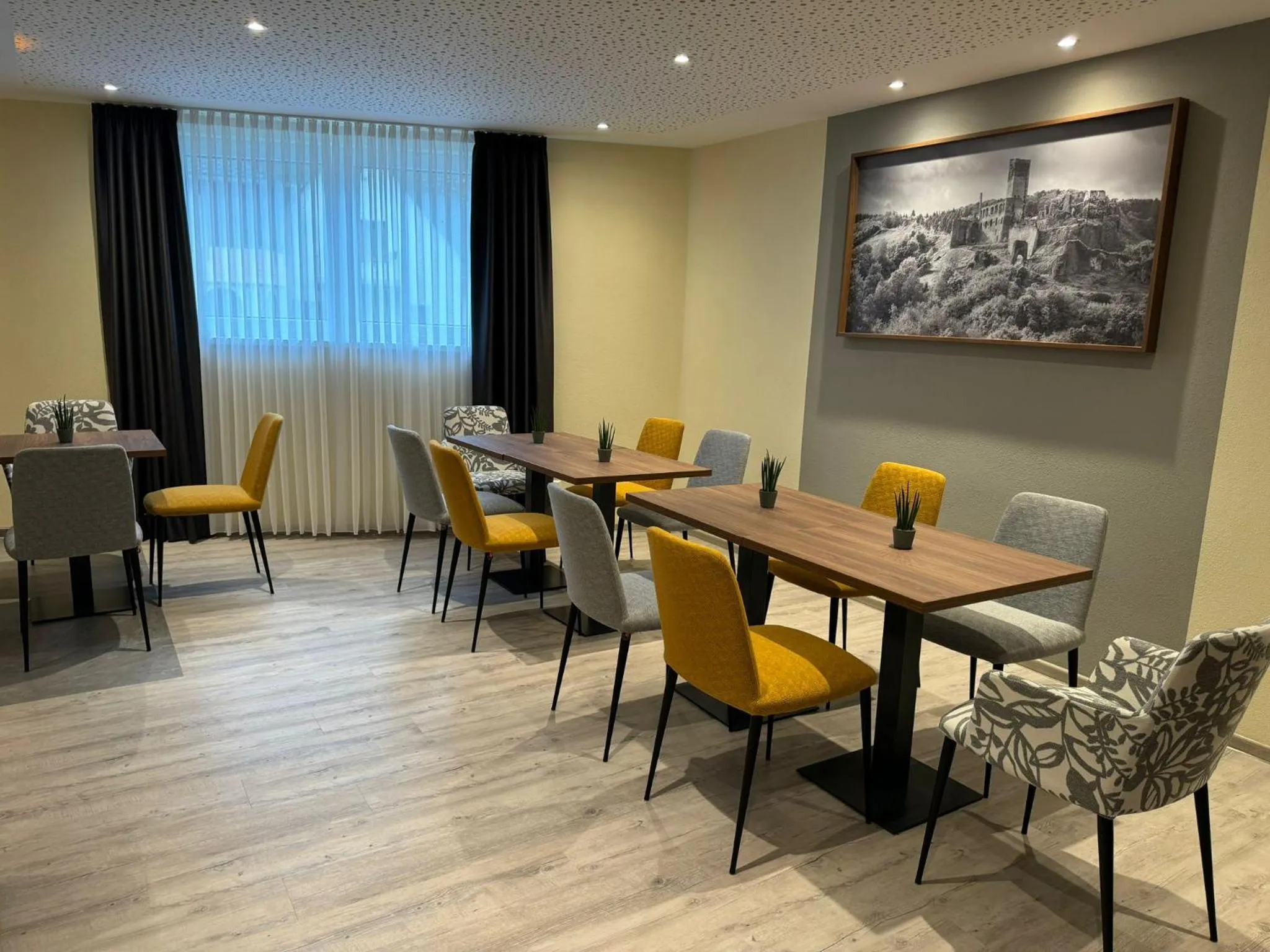 Communal lounge/ TV room in Hotel Burgfrieden