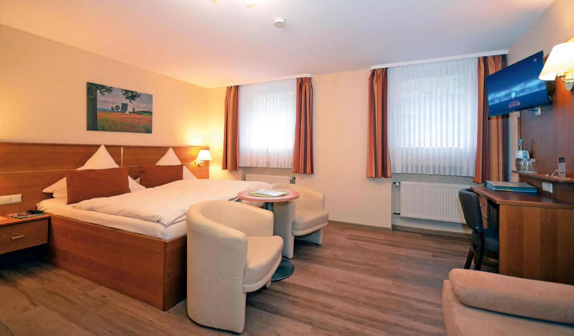 Photo of the whole room, Bed in Hotel Burgfrieden