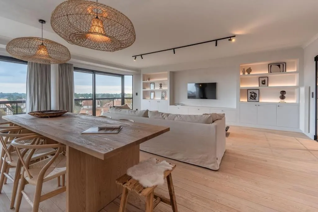 Morgenzon stijlvol appartement met garage, Knokke