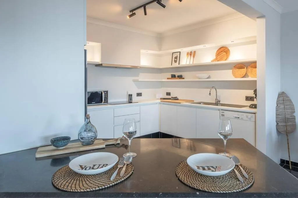 Morgenzon stijlvol appartement met garage, Knokke