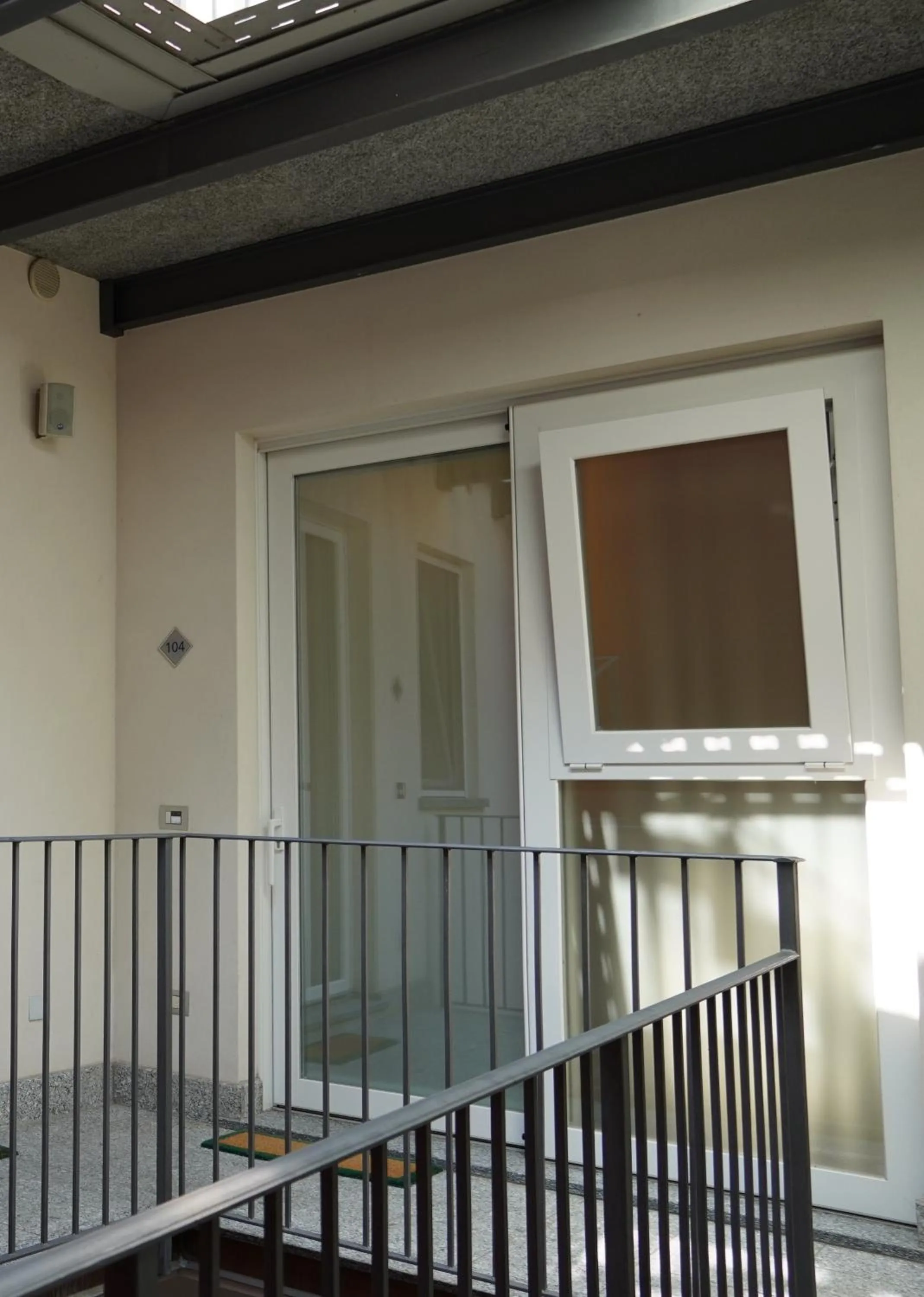 Inner courtyard view in Hotel Ponti