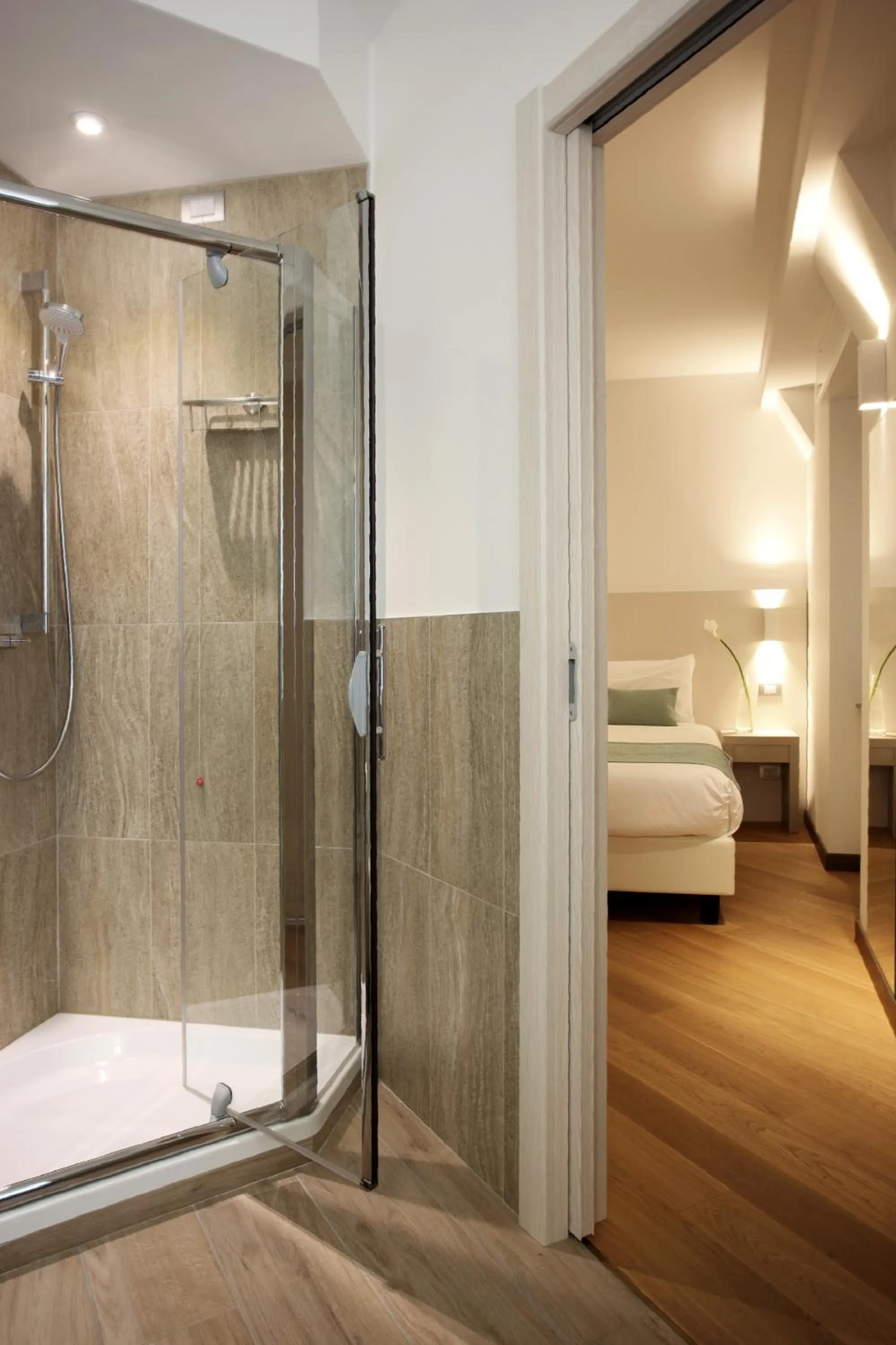 Photo of the whole room, Bed in Hotel Ponti