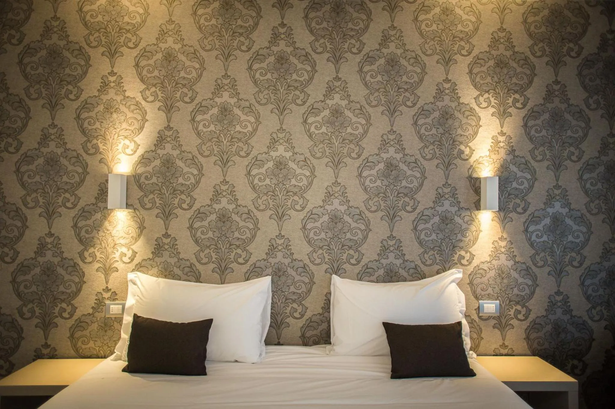 Decorative detail, Bed in Hotel Ponti