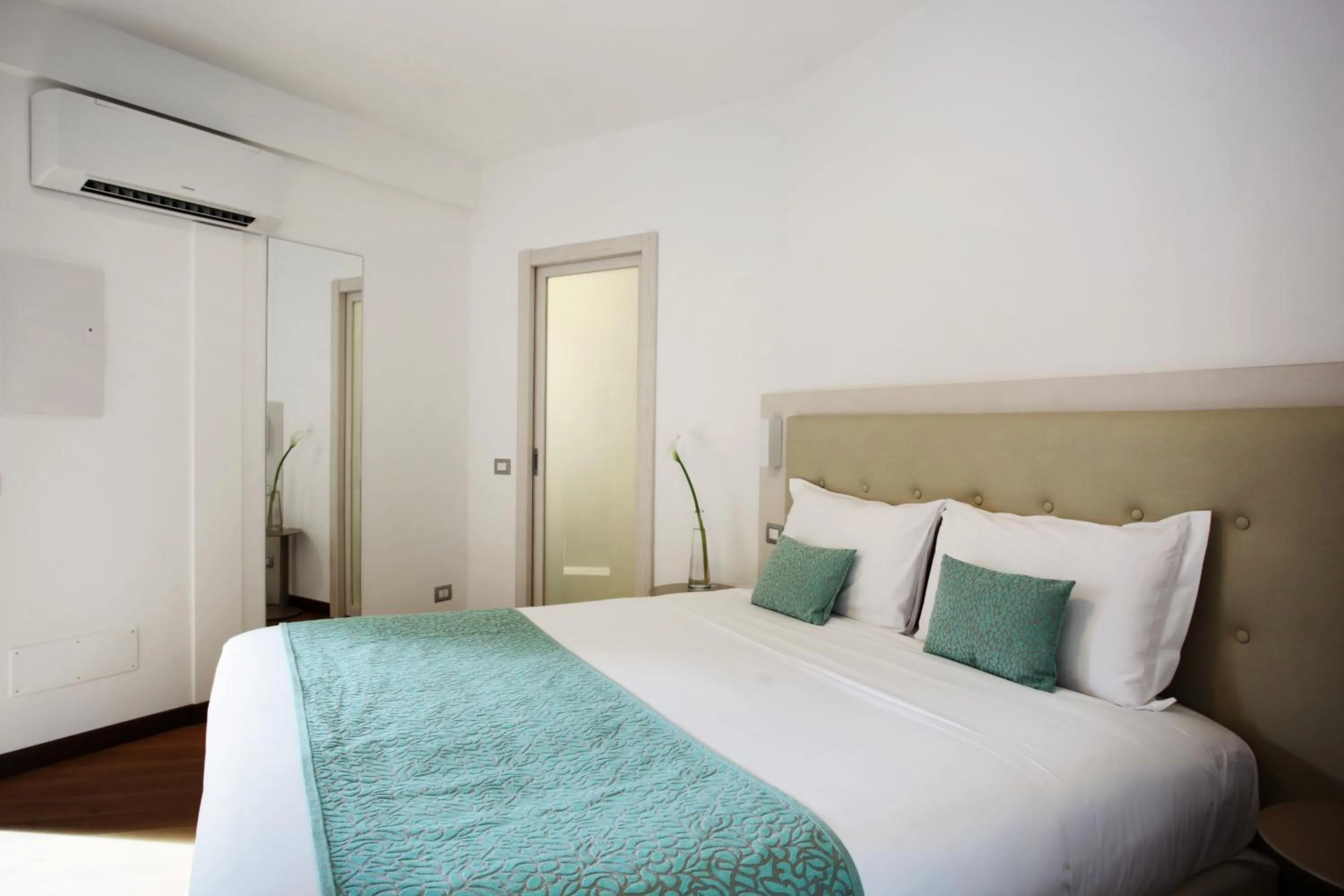 Bedroom, Bed in Hotel Ponti