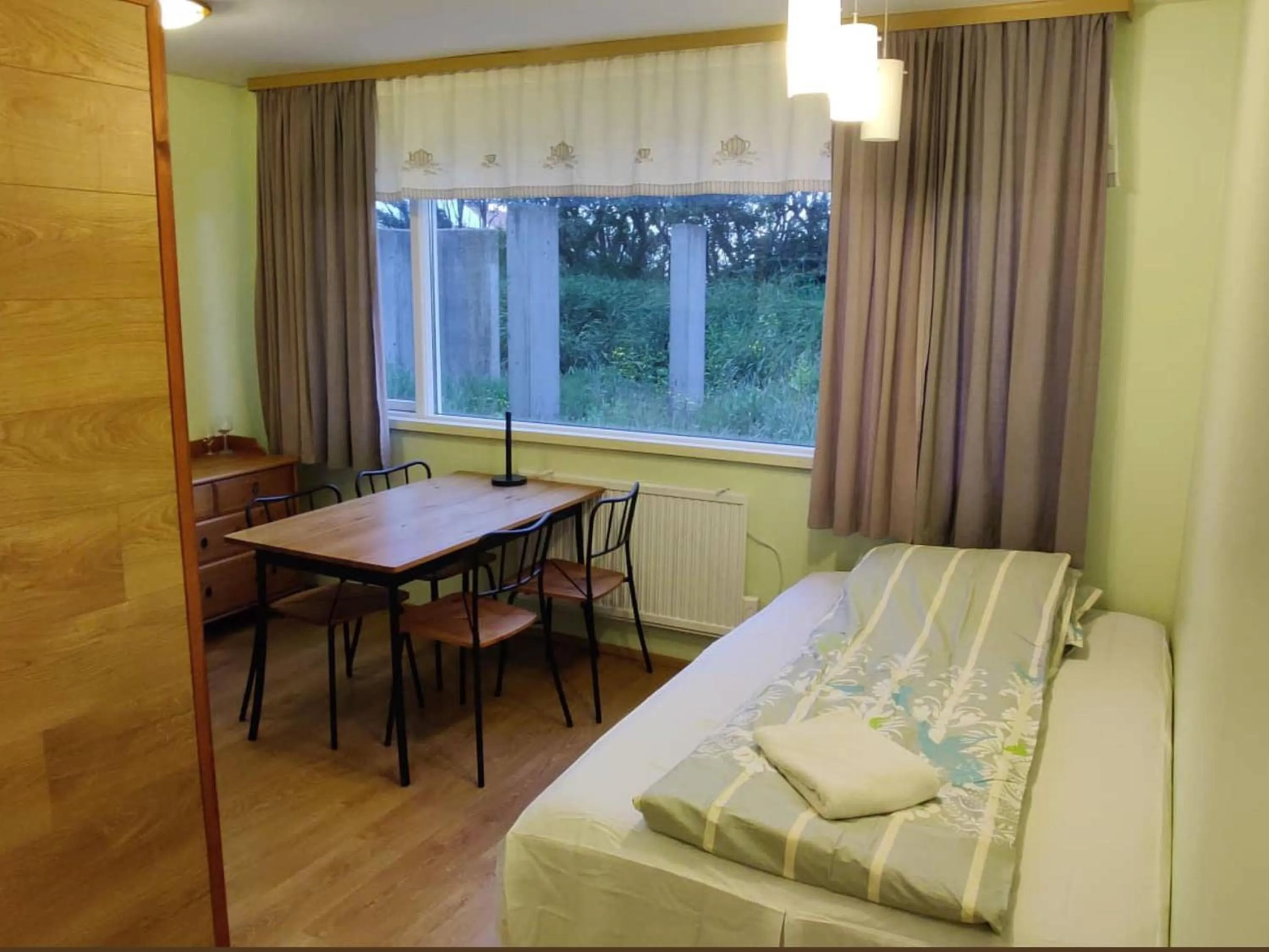 Bed in Bakland ad Lágafelli Apartment