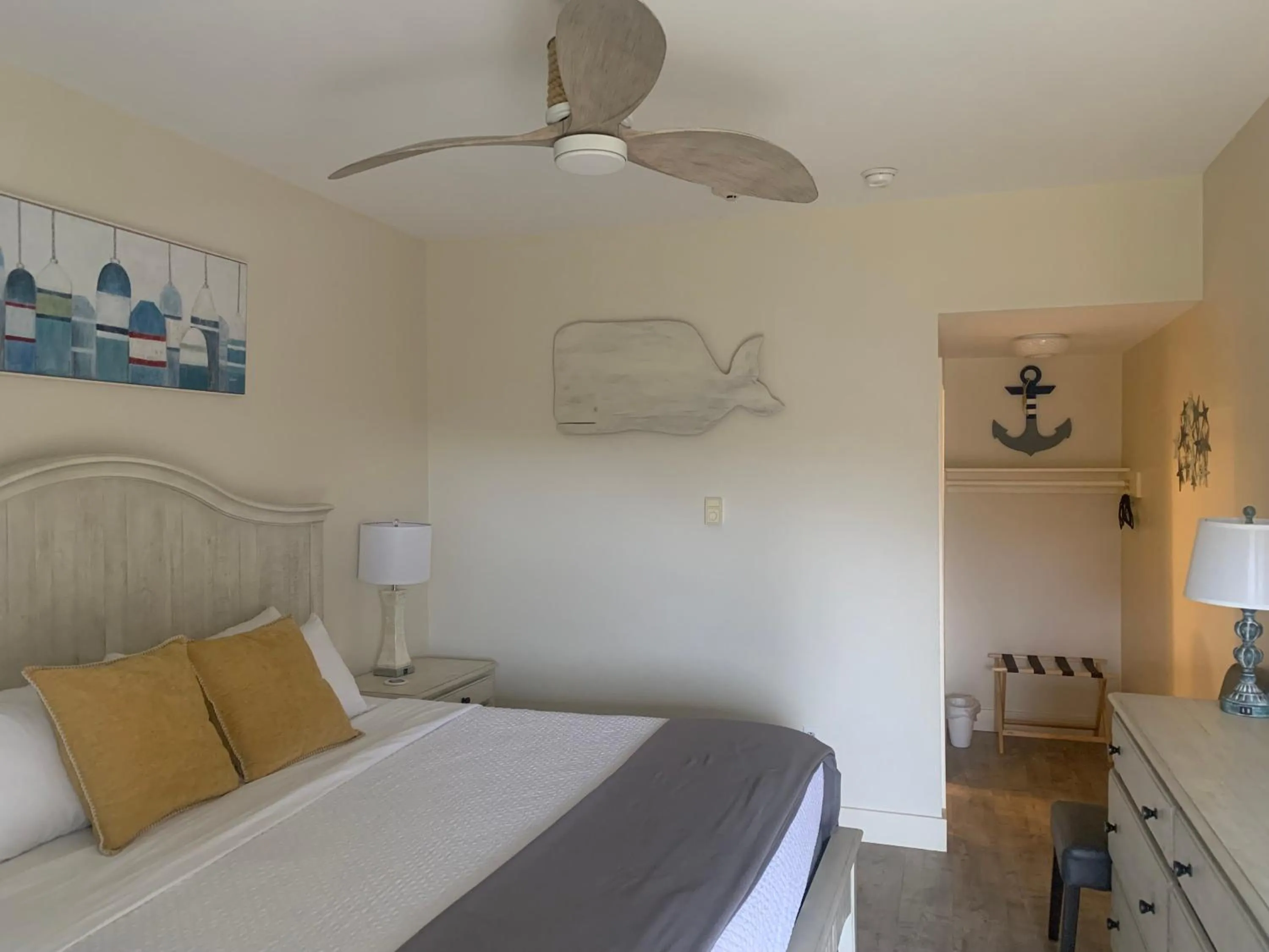 Bedroom, Bed in The Historic General Stanton Inn