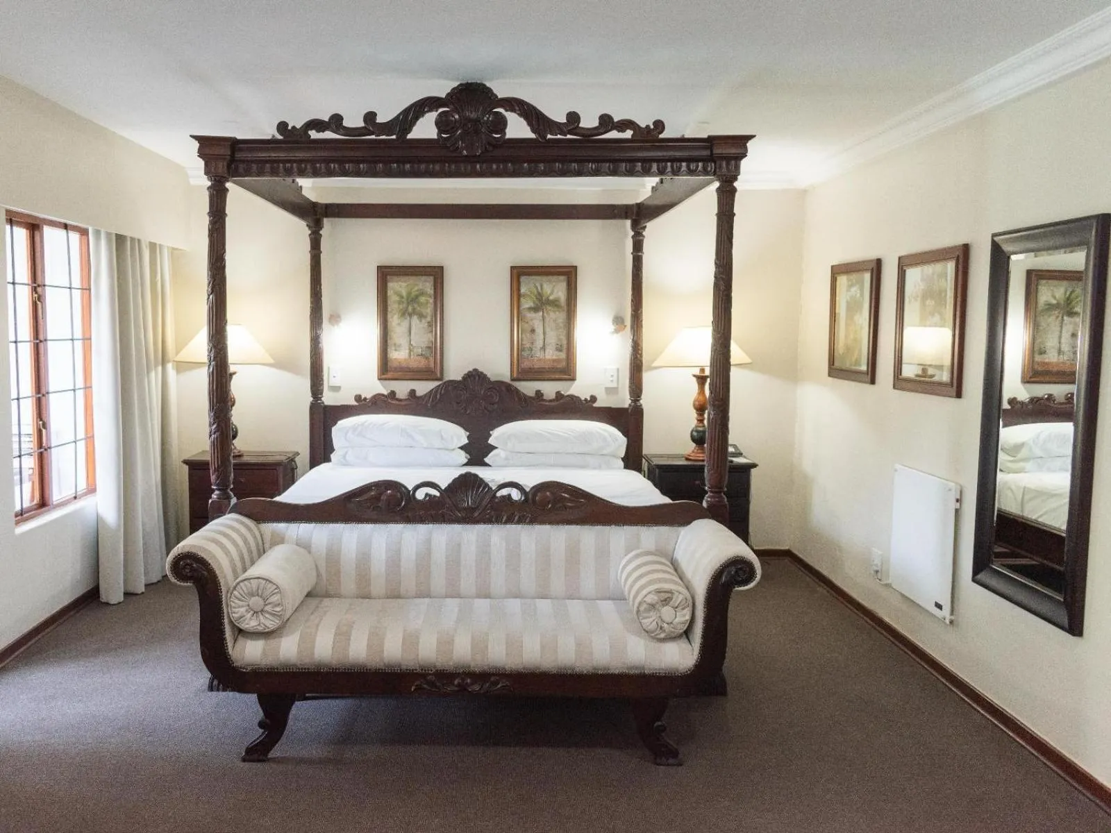 Bed in Aanmani Rose Guesthouse